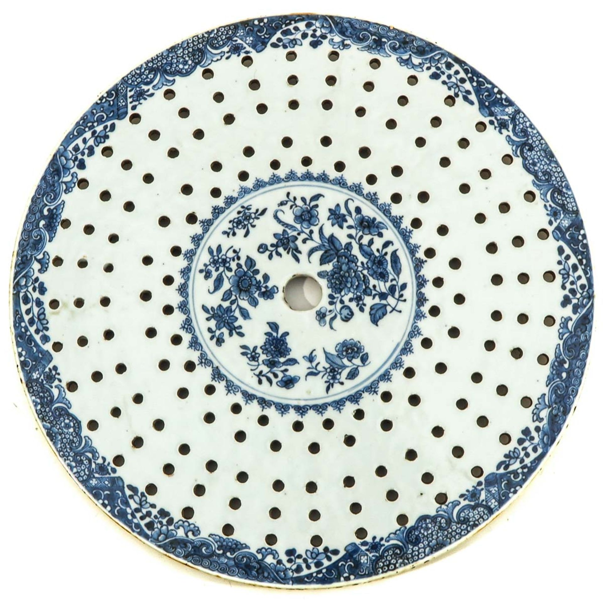 A Blue and White Tray with Strainer - Bild 4 aus 10