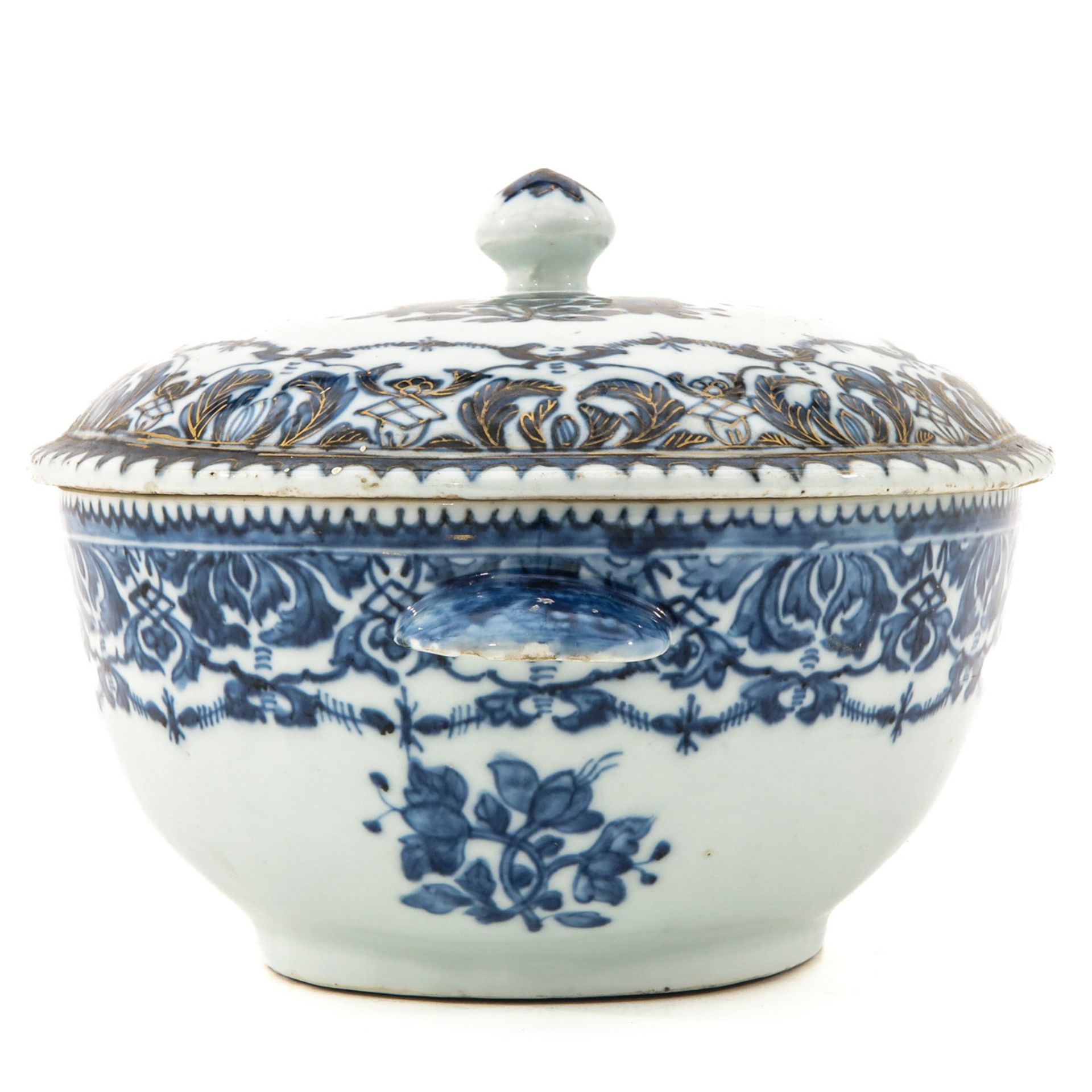 An Oval Tureen with Cover - Image 2 of 10