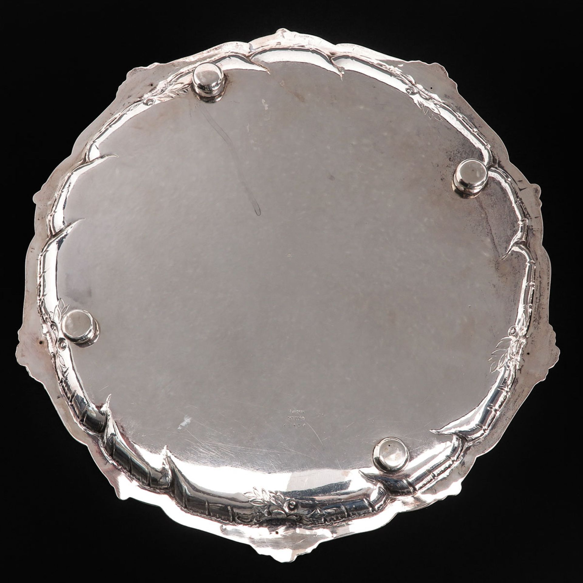 A Silver Tray - Bild 2 aus 5