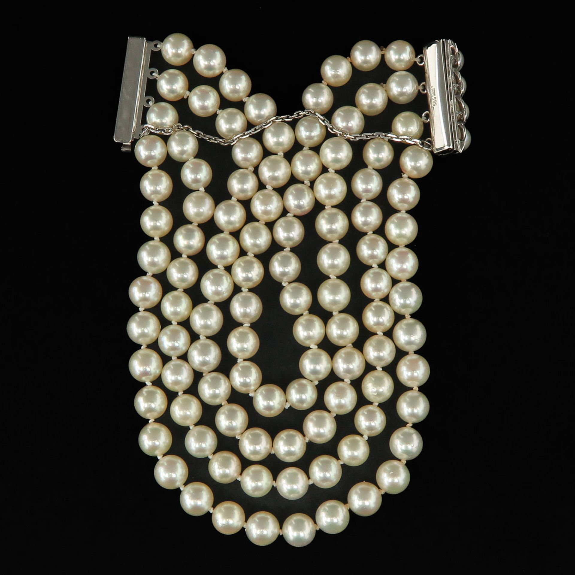 A 4 Strand Pearl Bracelet - Image 3 of 4