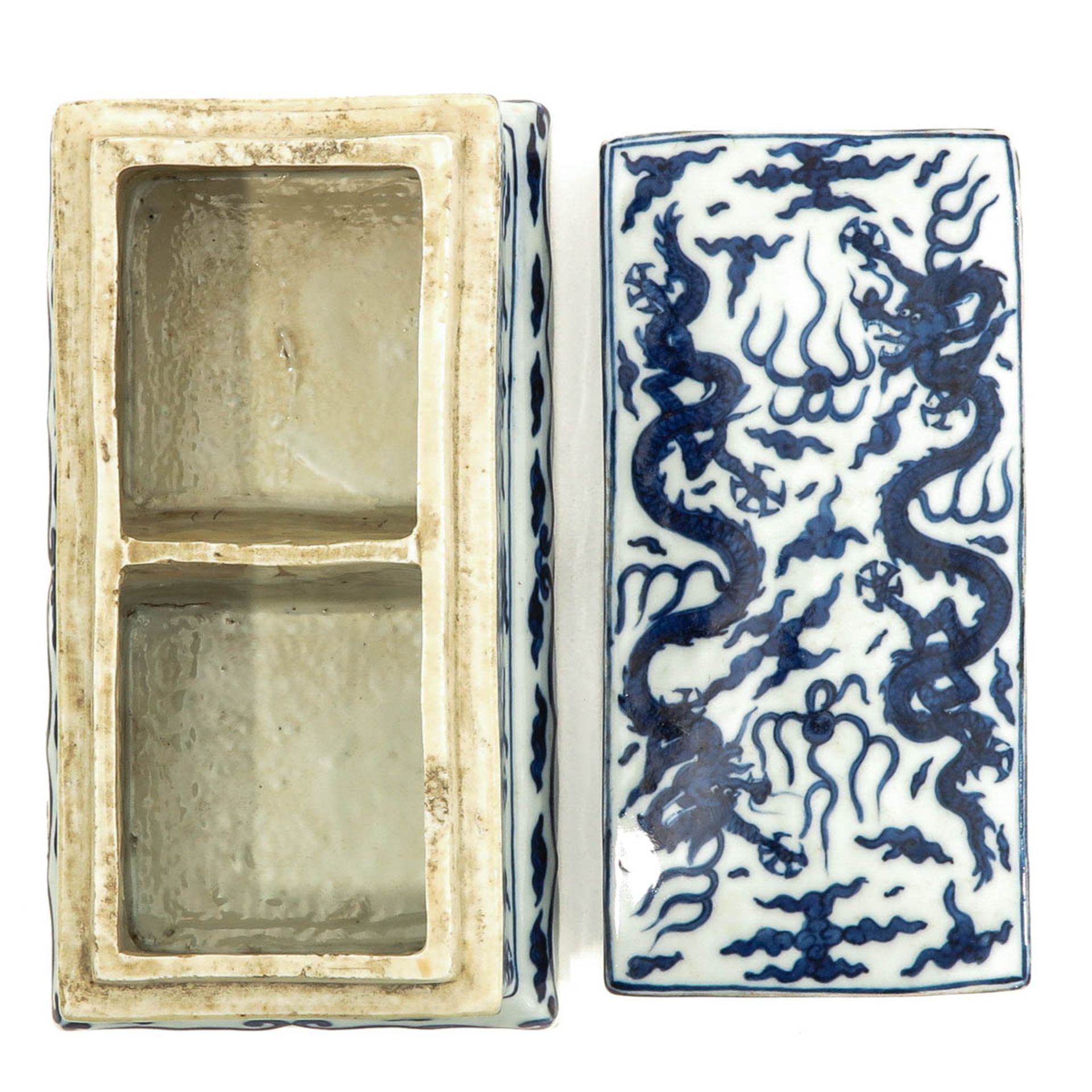 A Blue and White Divided Box - Image 5 of 10