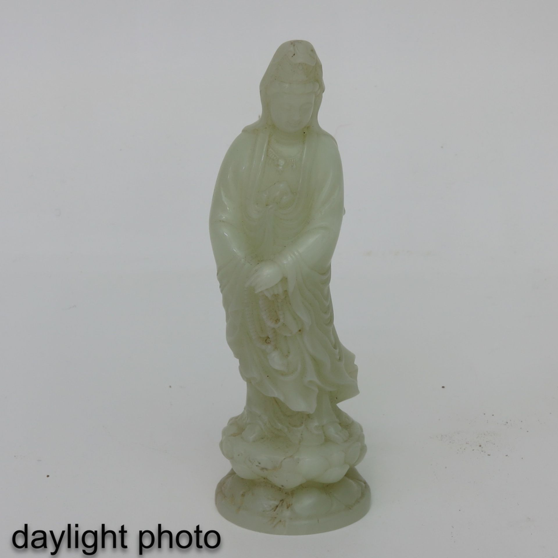 A Carved Quanyin Sculpture - Image 7 of 9