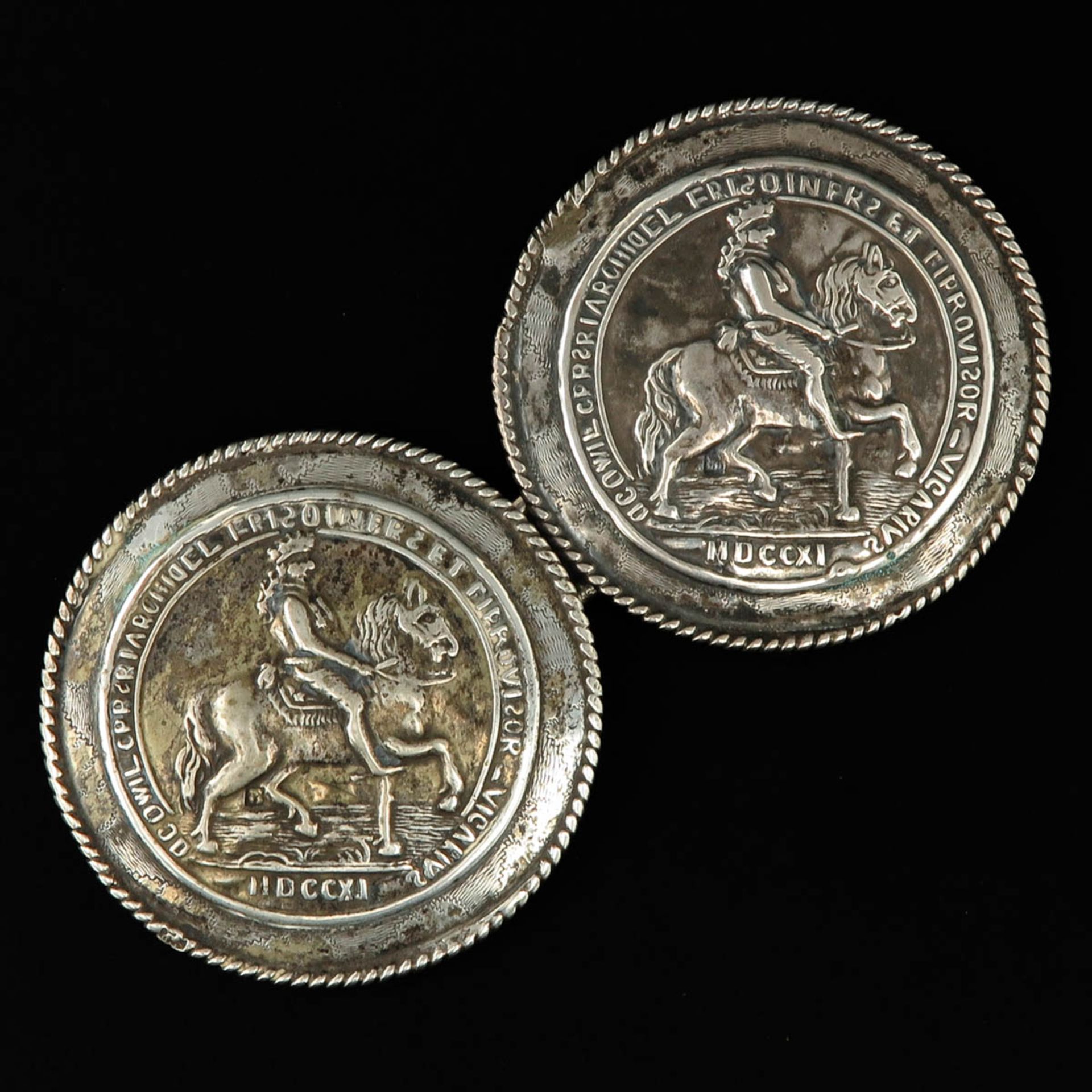 A Pair of Silver Broekstukken