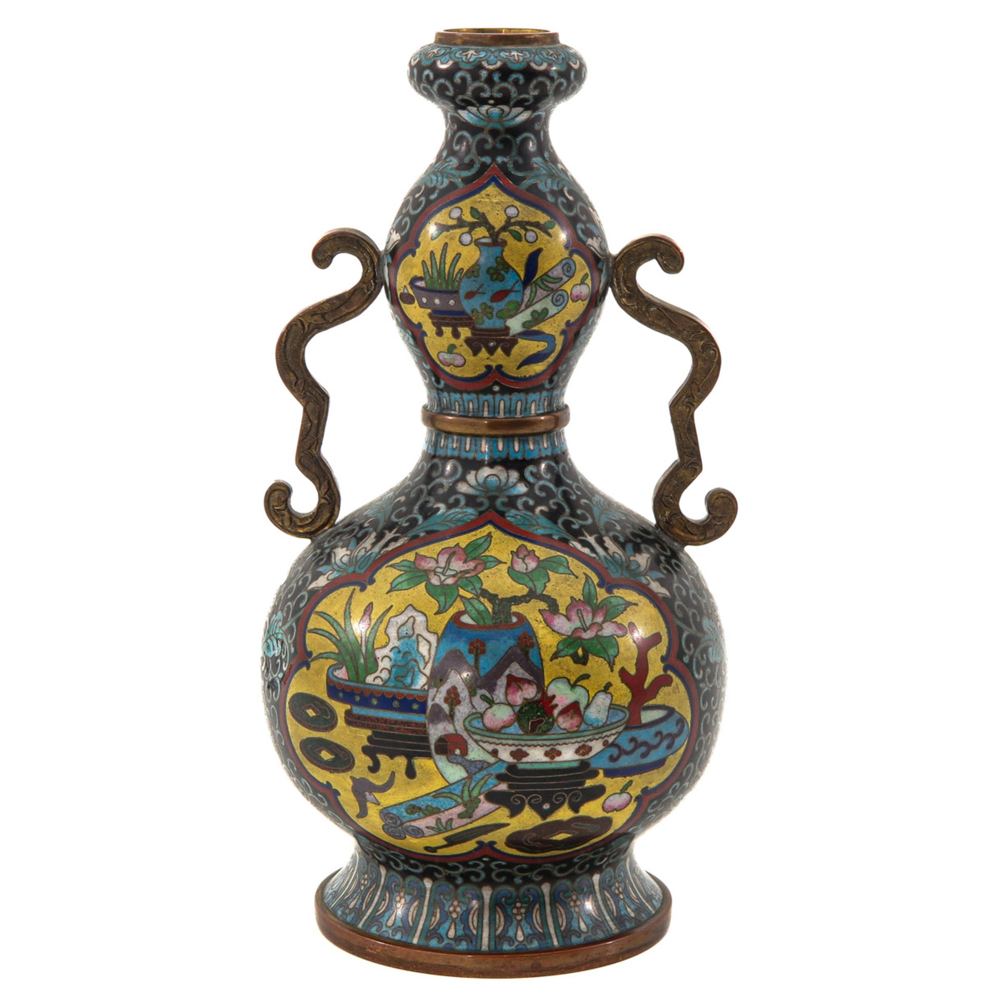 A Cloisonne Vase - Image 3 of 9