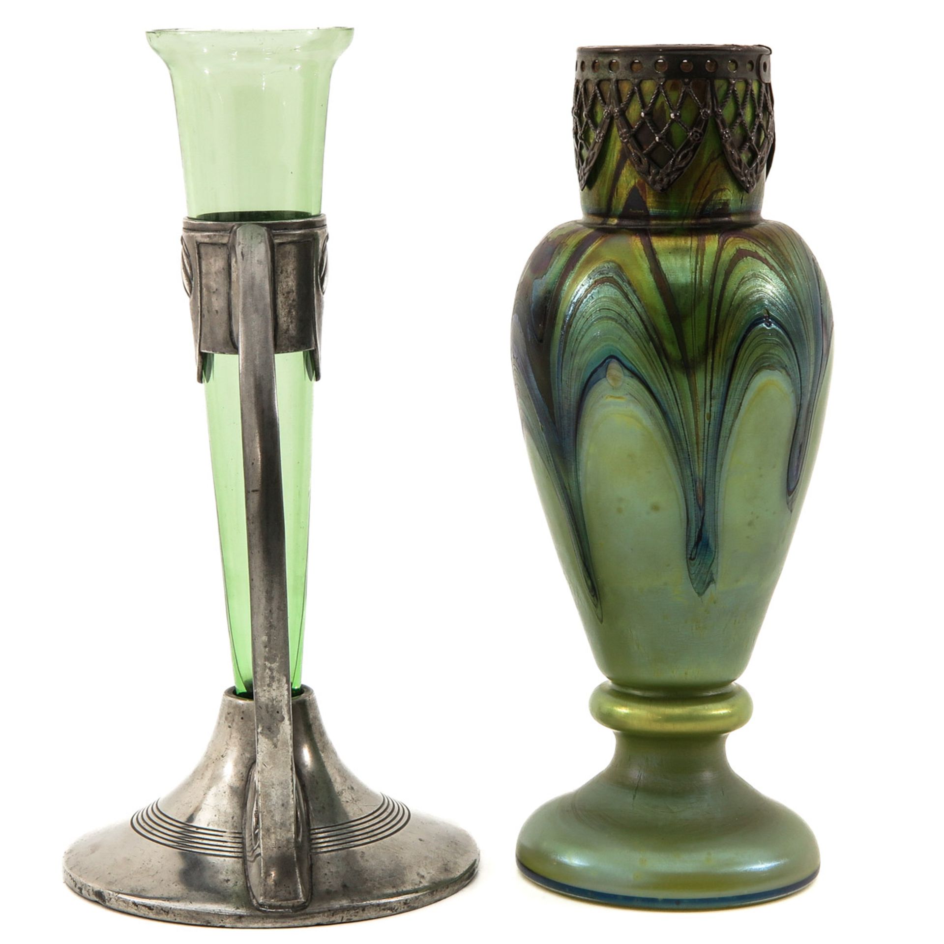 A Lot of 2 Vases - Image 4 of 10