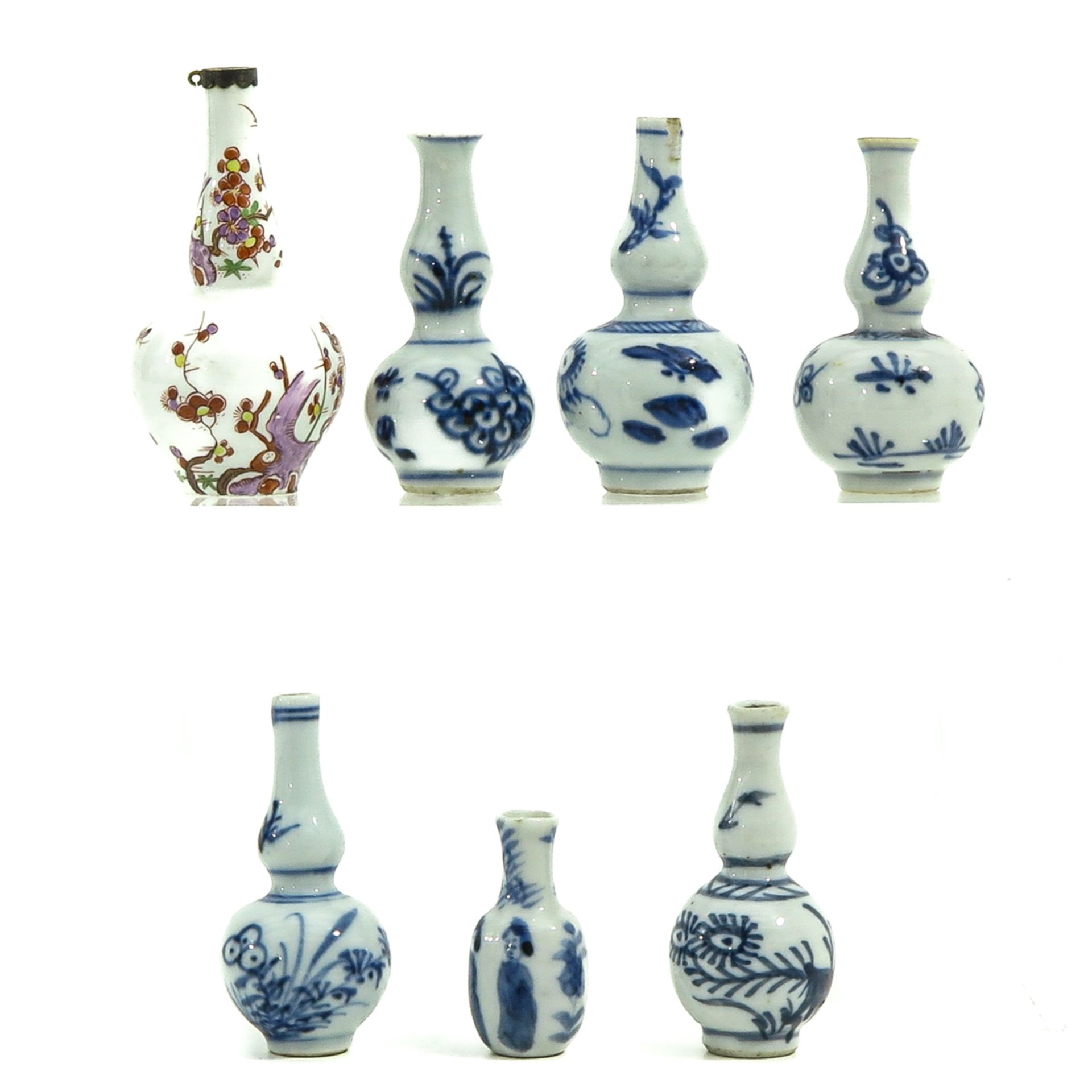 A Collection of 7 Miniature Vases - Image 3 of 10