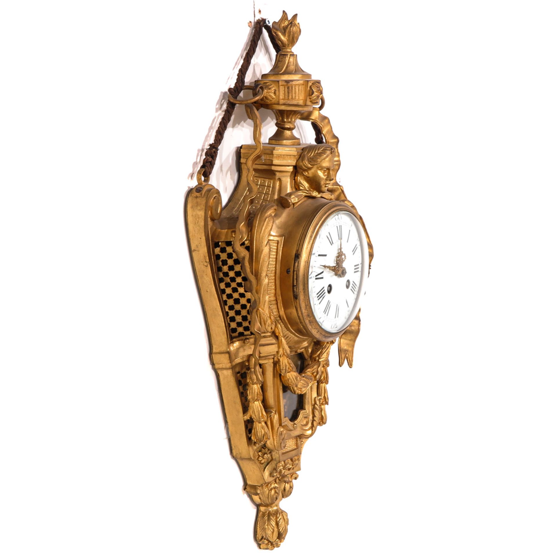 A Cartel Clock - Image 2 of 7