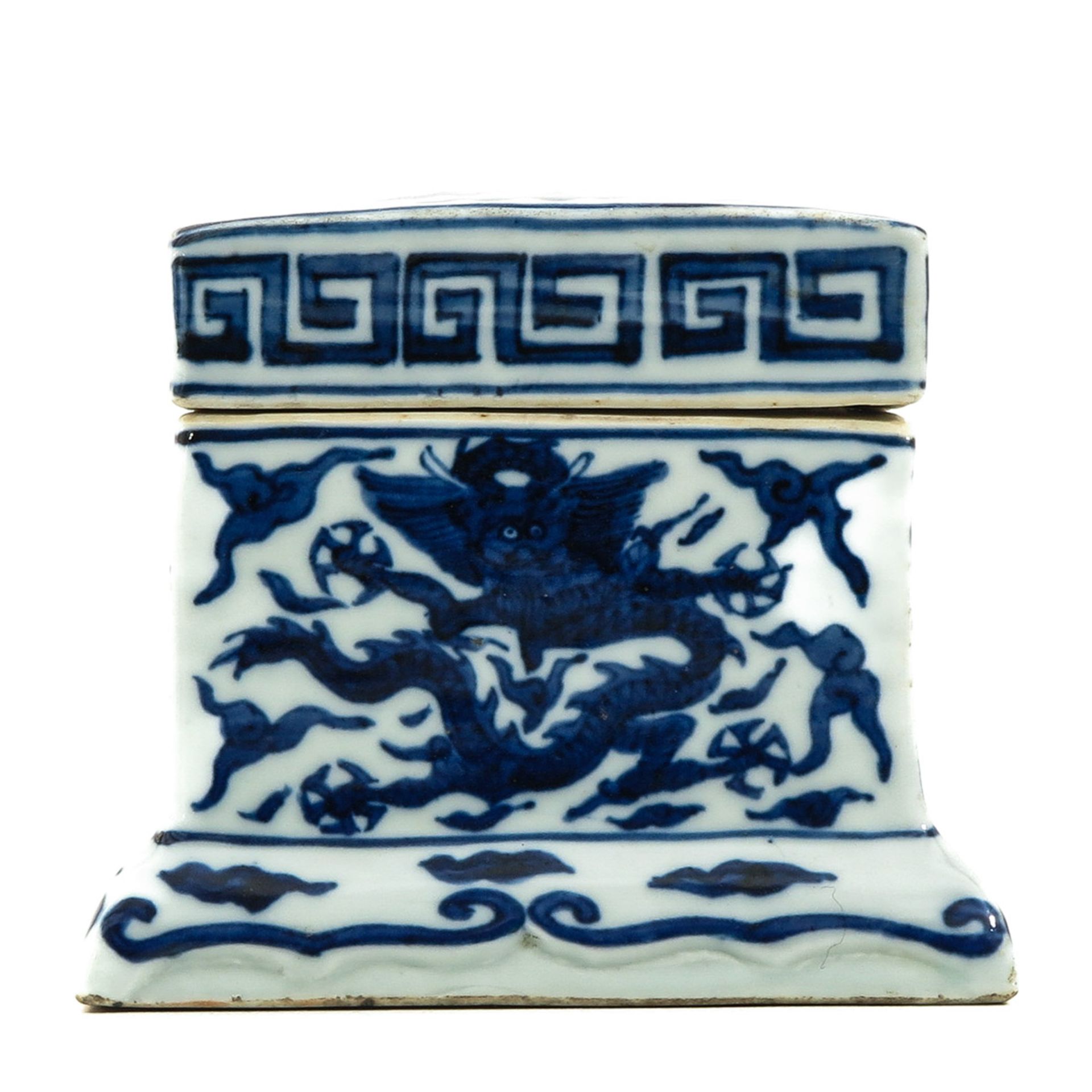 A Blue and White Divided Box - Image 2 of 10