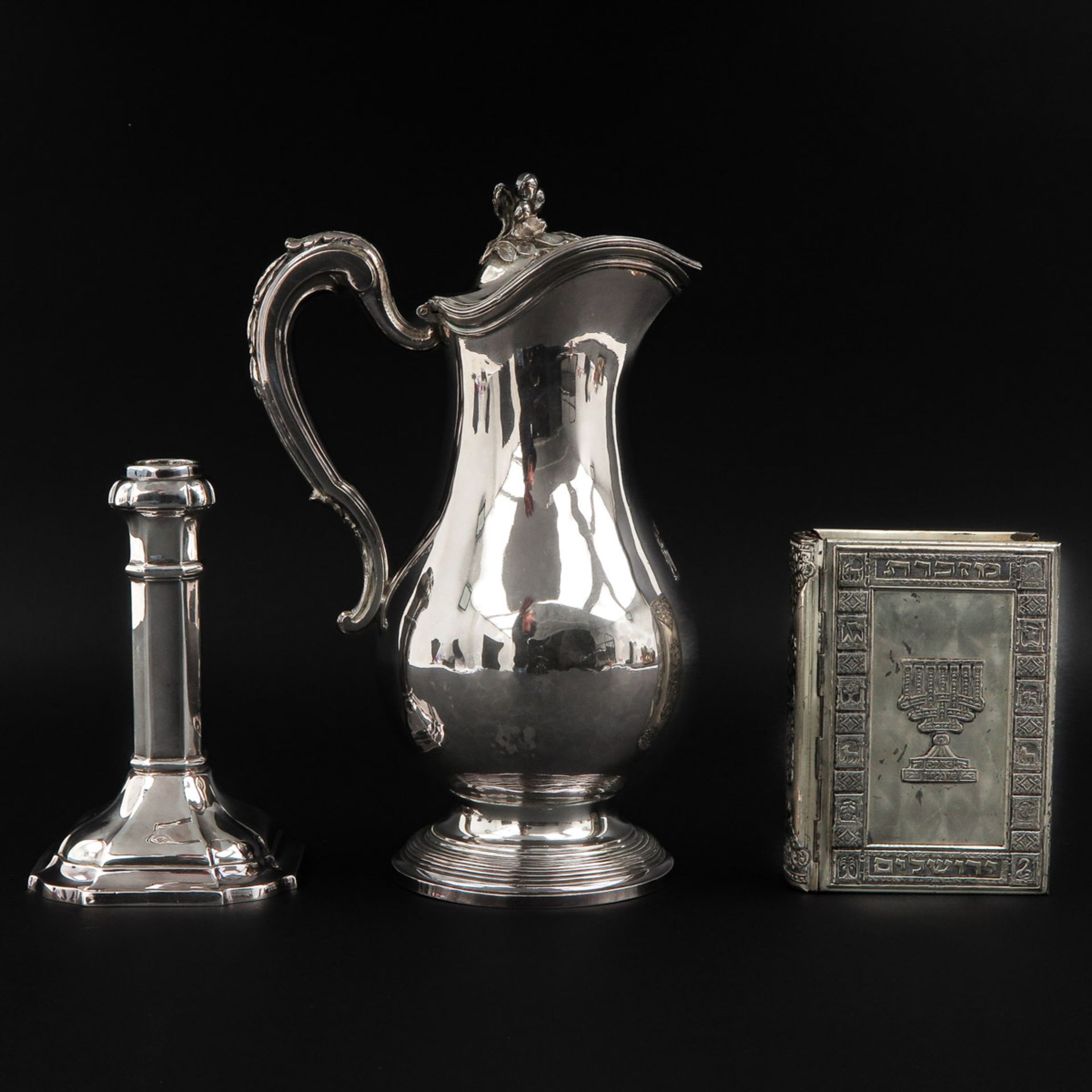 A Collection of Silver and Silver Plate - Bild 3 aus 10