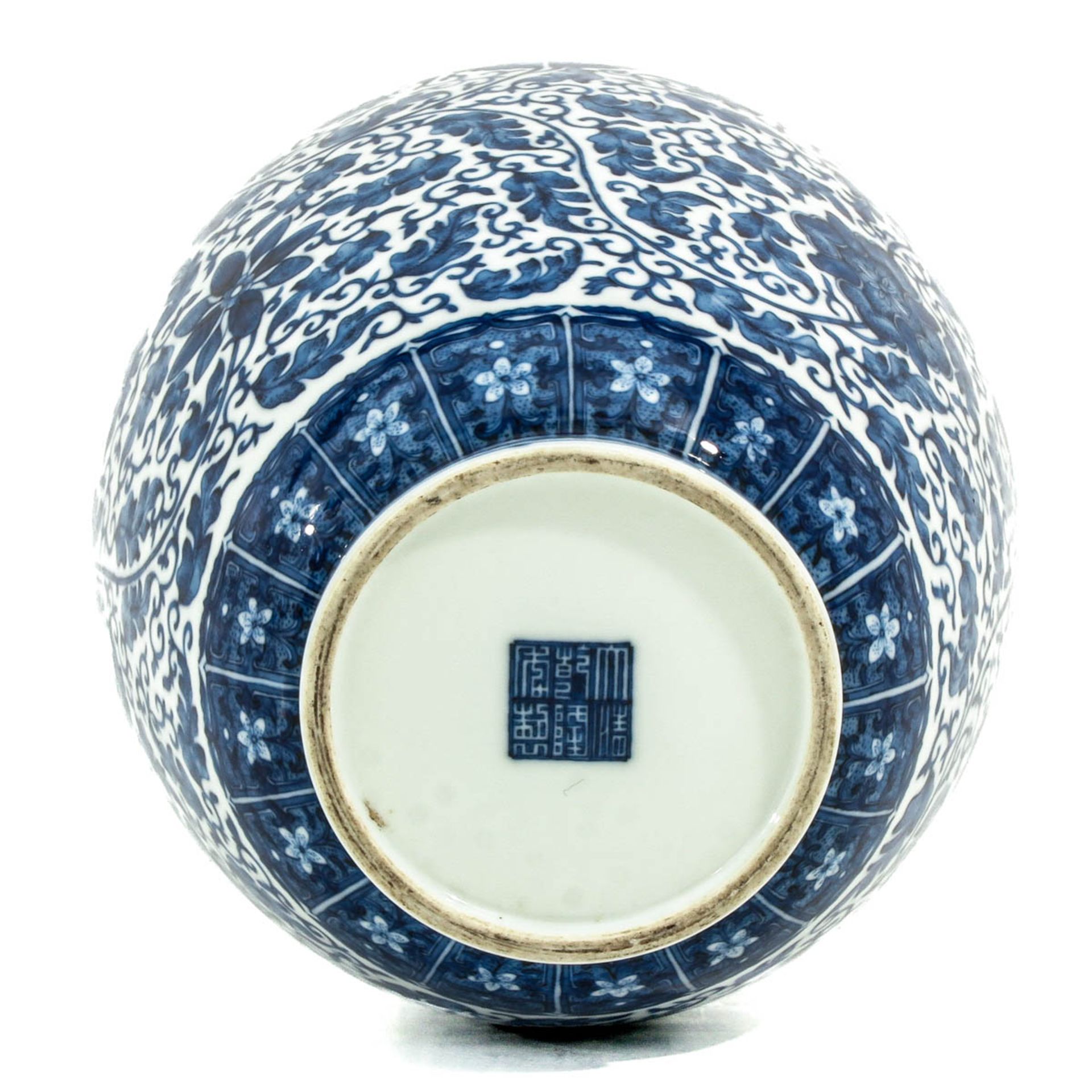 A Blue and White Vase - Image 6 of 10