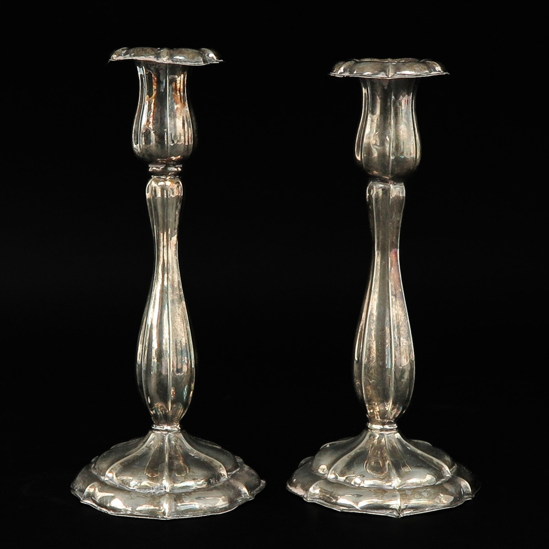A Pair of Silver Candlesticks - Image 4 of 8