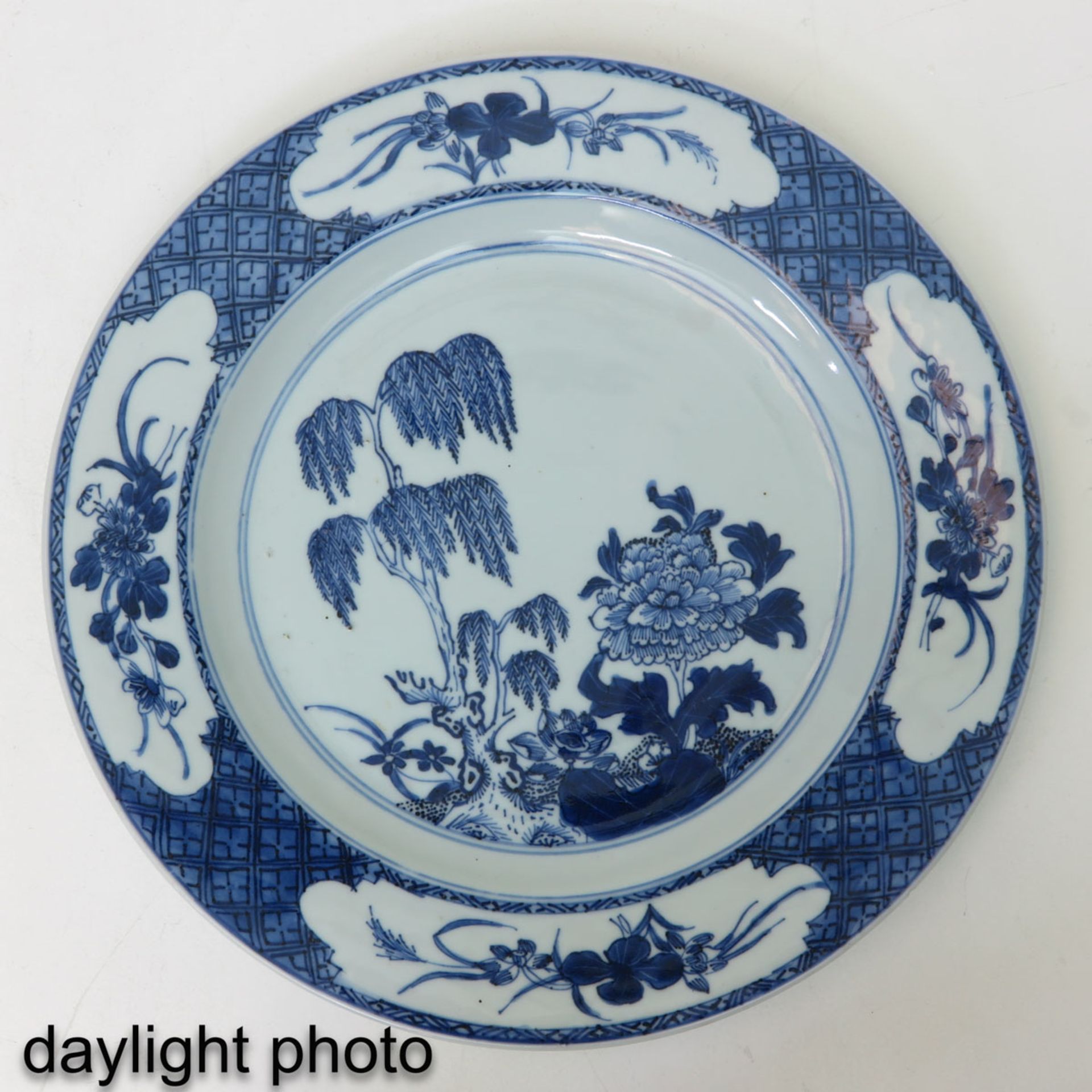 A Series of 6 Blue and White Plates - Bild 9 aus 10
