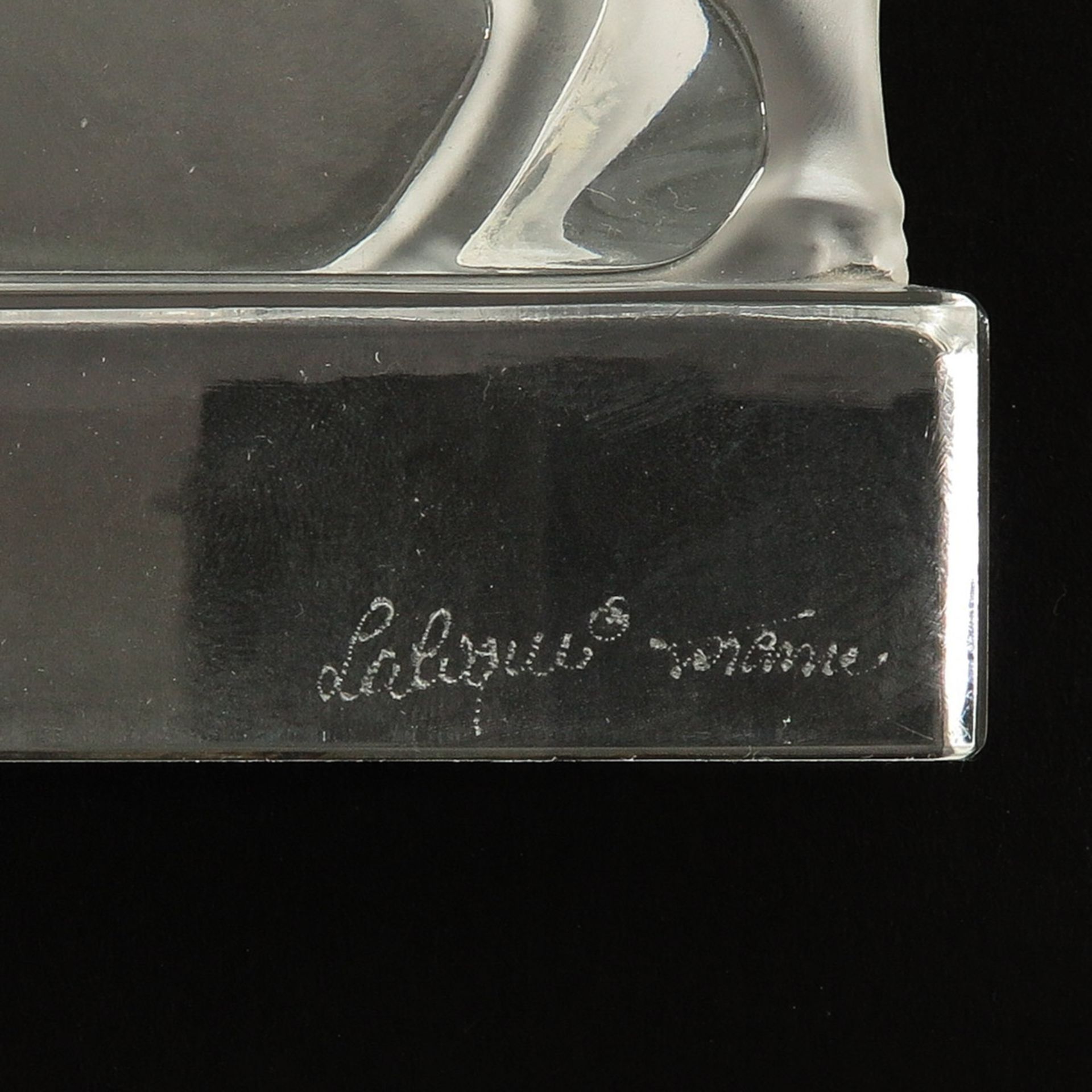 A Lalique Paperweight - Bild 8 aus 8