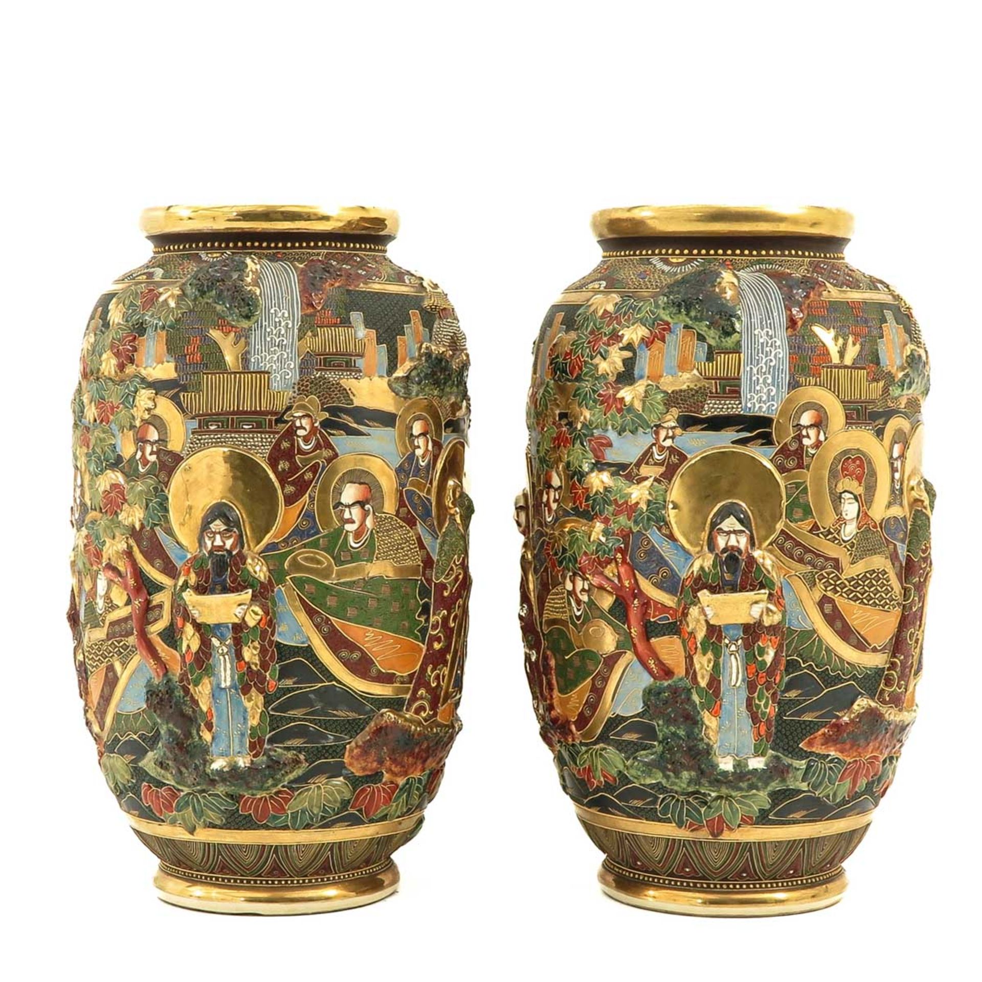 A Pair of Satsuma Vases - Bild 3 aus 10