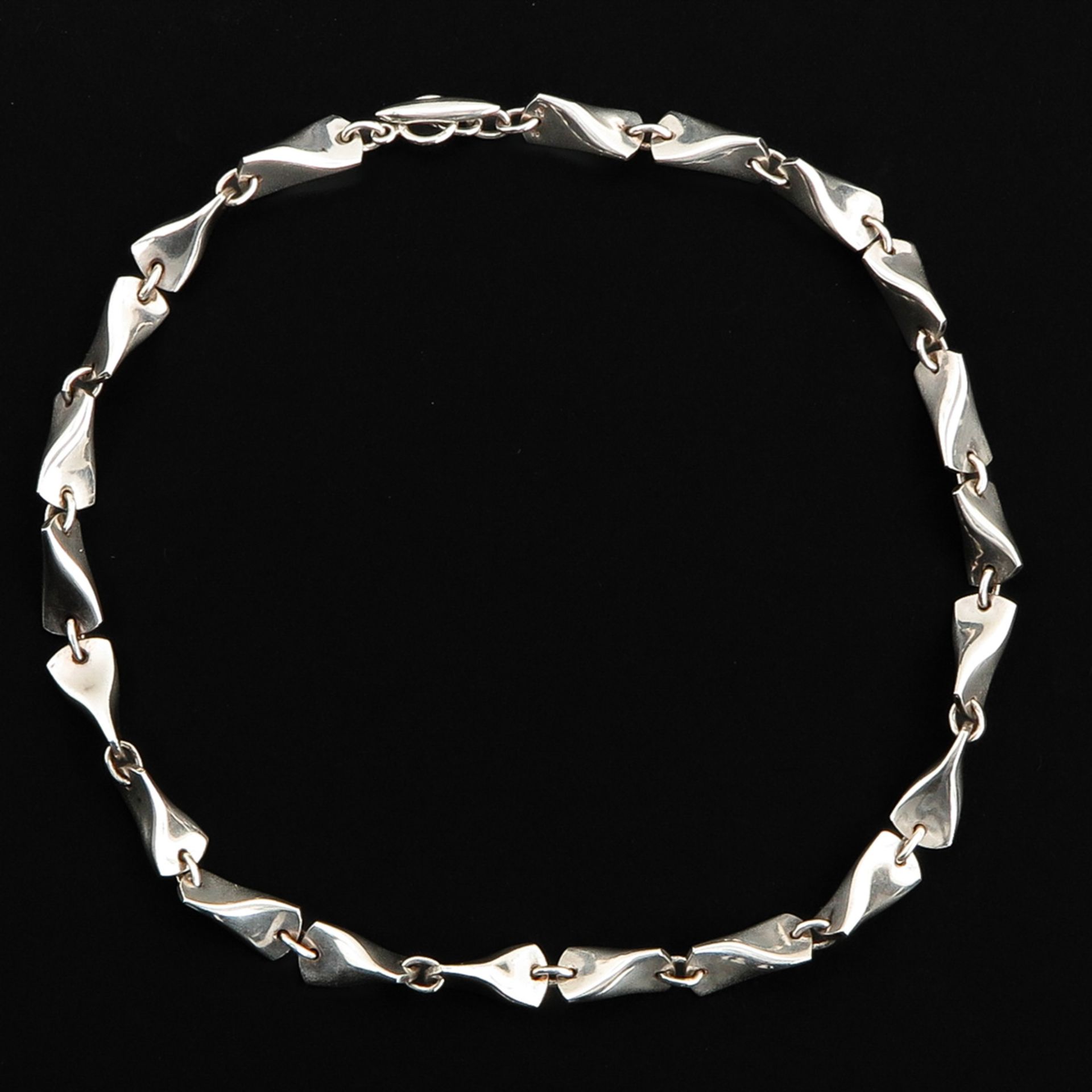A Silver Hans Hansen Necklace - Image 2 of 4