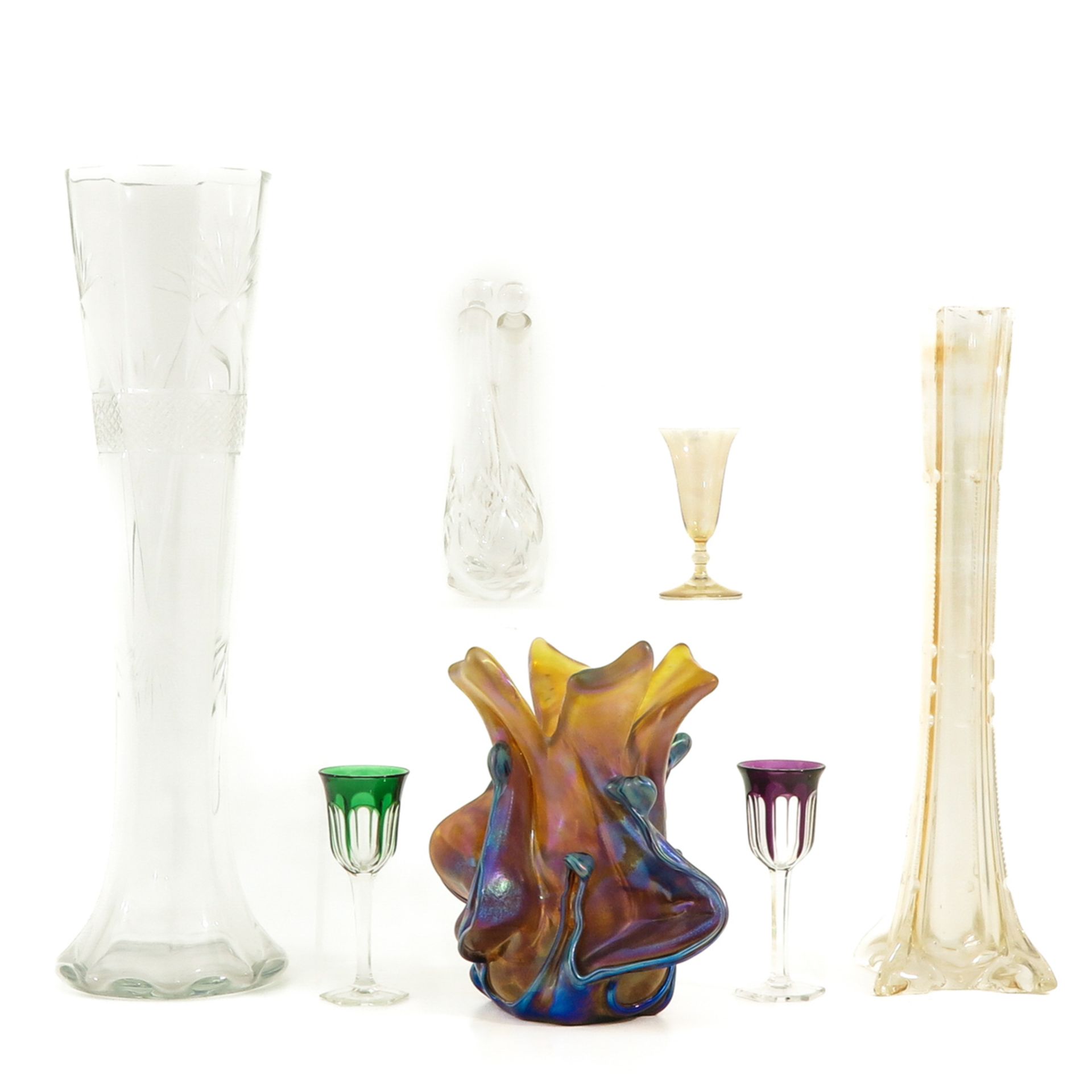 A Collection of Glass and Crystal - Image 4 of 10