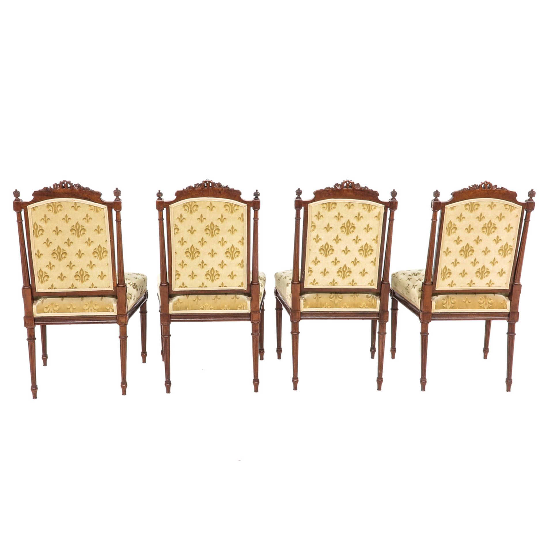 A Dinner Table with 4 Chairs - Image 8 of 10