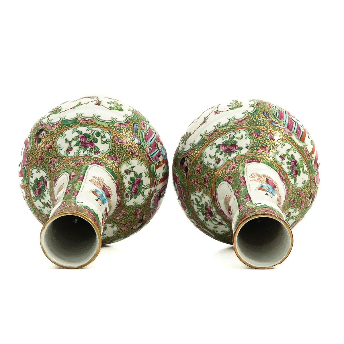 A Pair of Cantonese Vases - Image 5 of 9