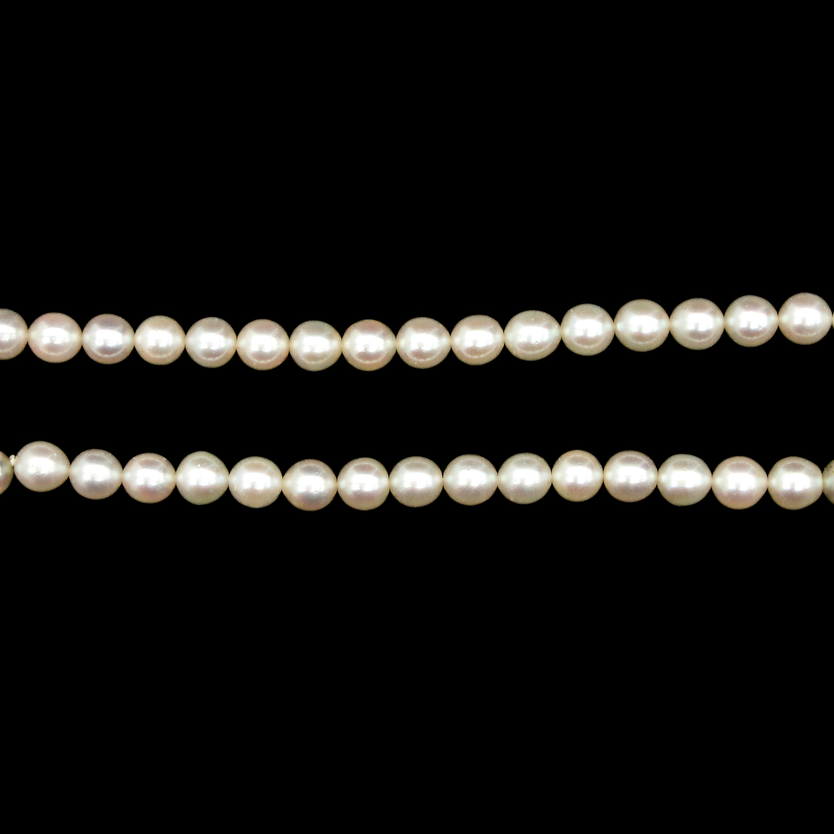 A Collection of 4 Pearl Necklaces - Image 8 of 10
