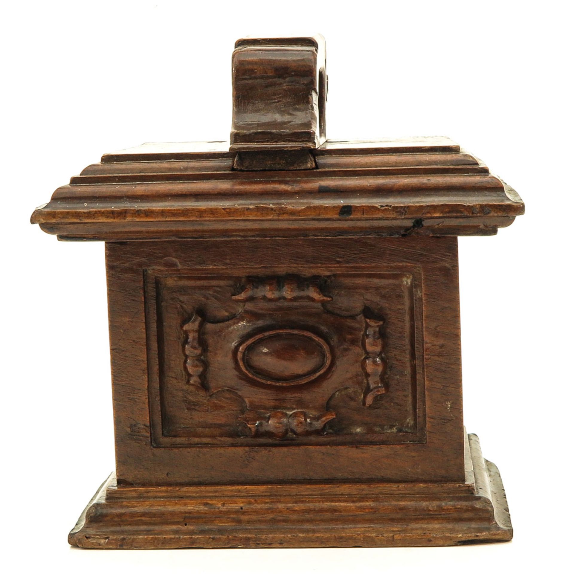 A 17th Century Italian Box - Image 5 of 10