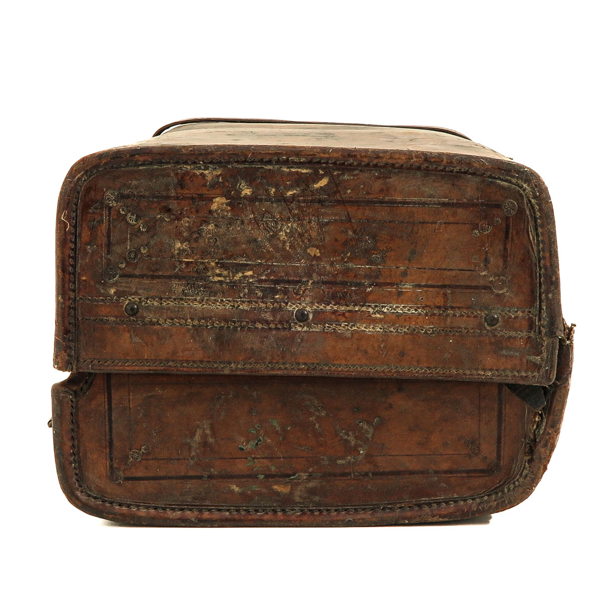 A Leather and Silk Suitcase - Image 3 of 10