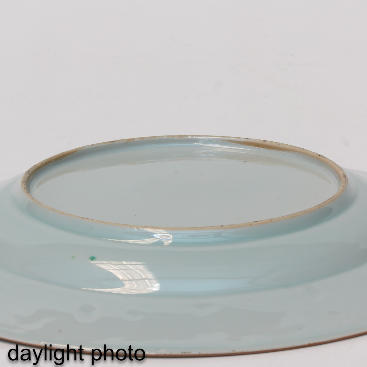 A Series of 6 Famille Rose Plates - Image 10 of 10