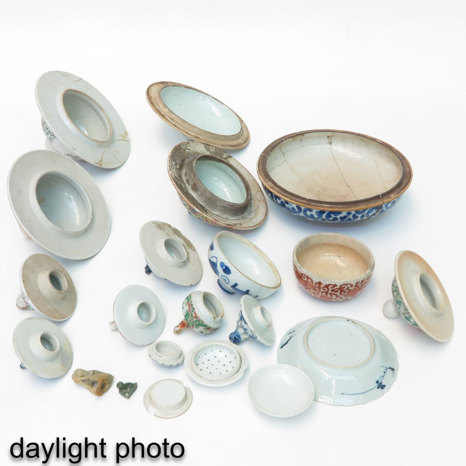 A Collection of Porcelain - Bild 4 aus 8