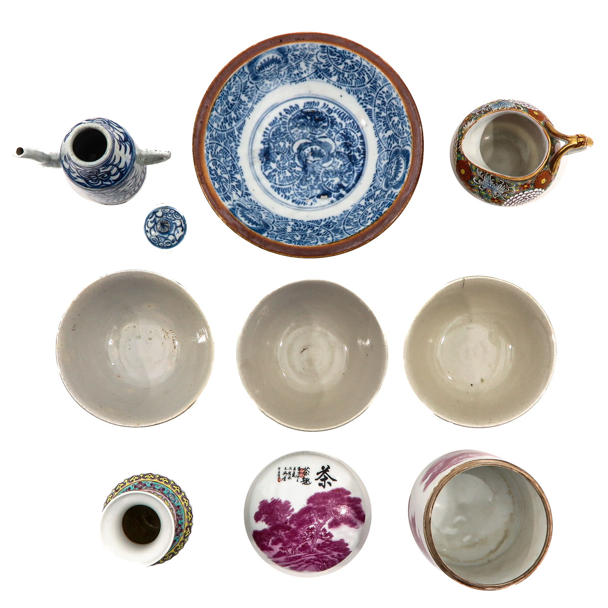 A Diverse Collection of Porcelain - Image 7 of 10
