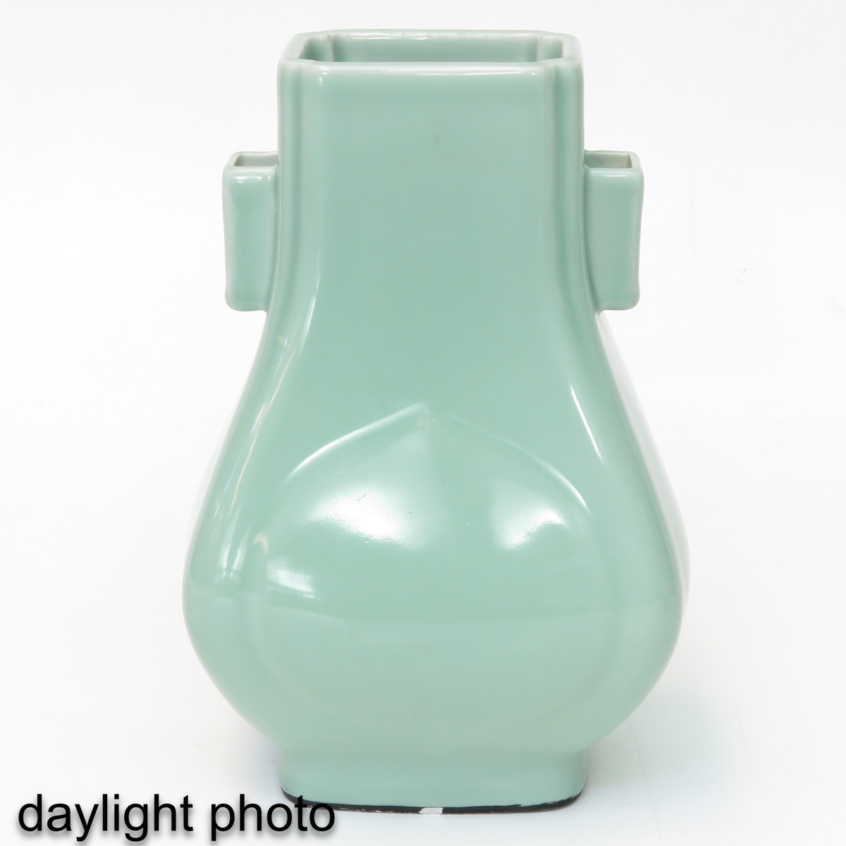 A Celadon Hu Vase - Image 7 of 10