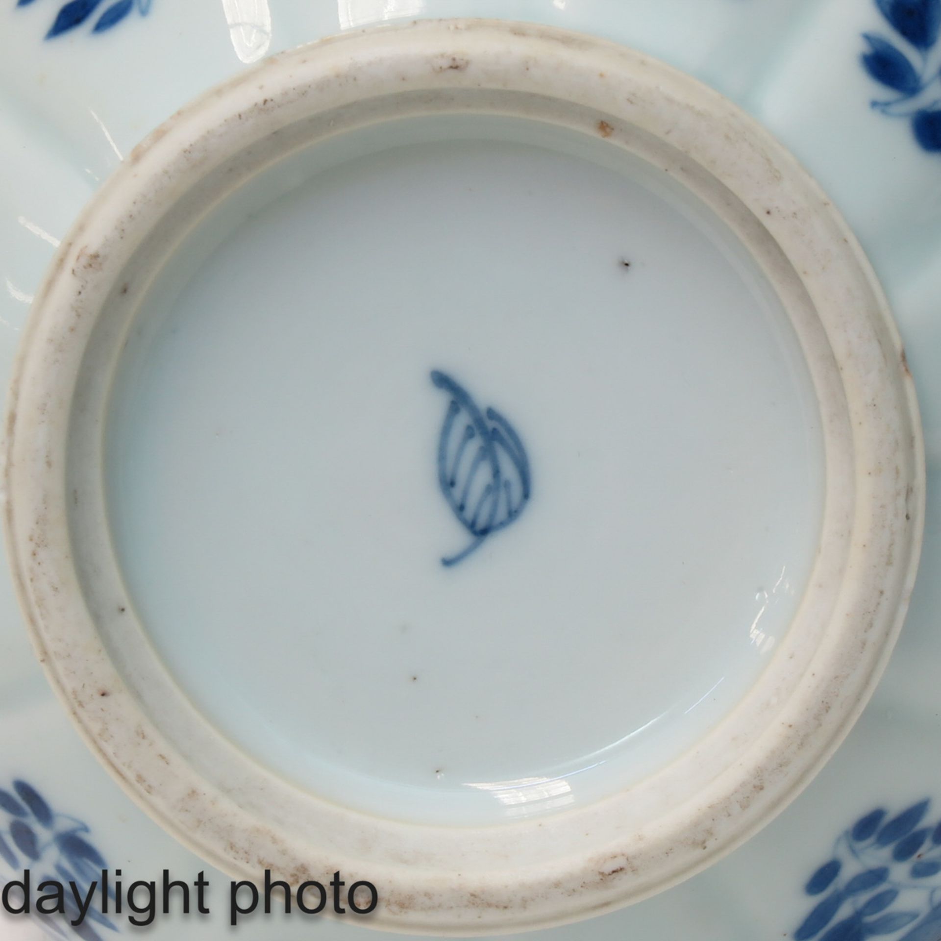 A Pair of Blue and White Vases - Bild 10 aus 10