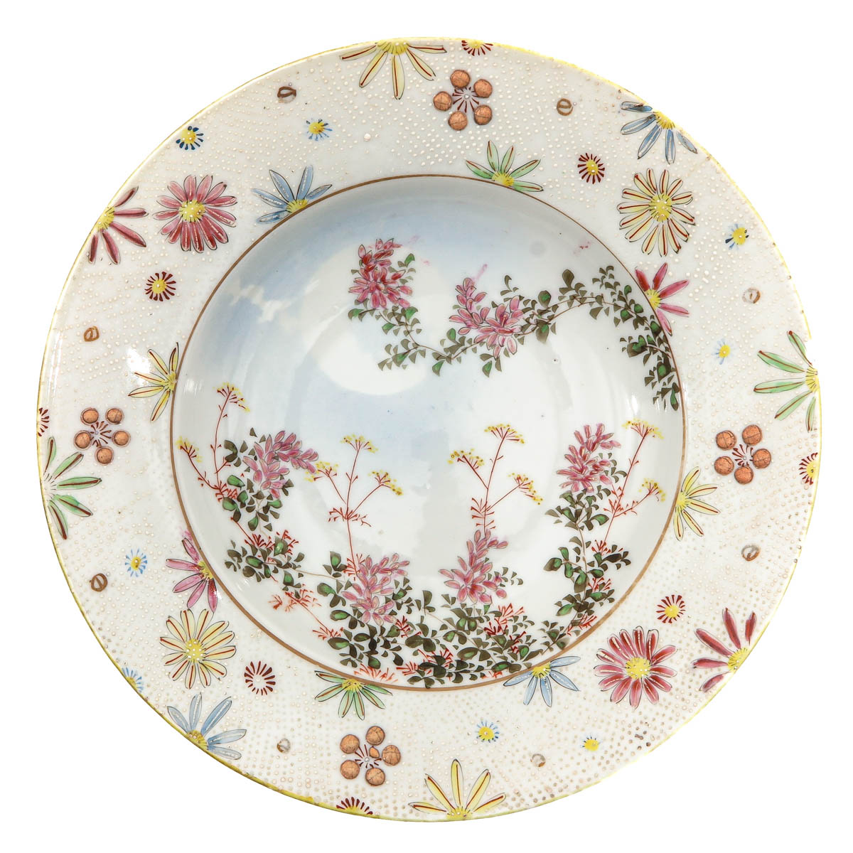 A Pair of Famille Rose Plates - Image 5 of 10