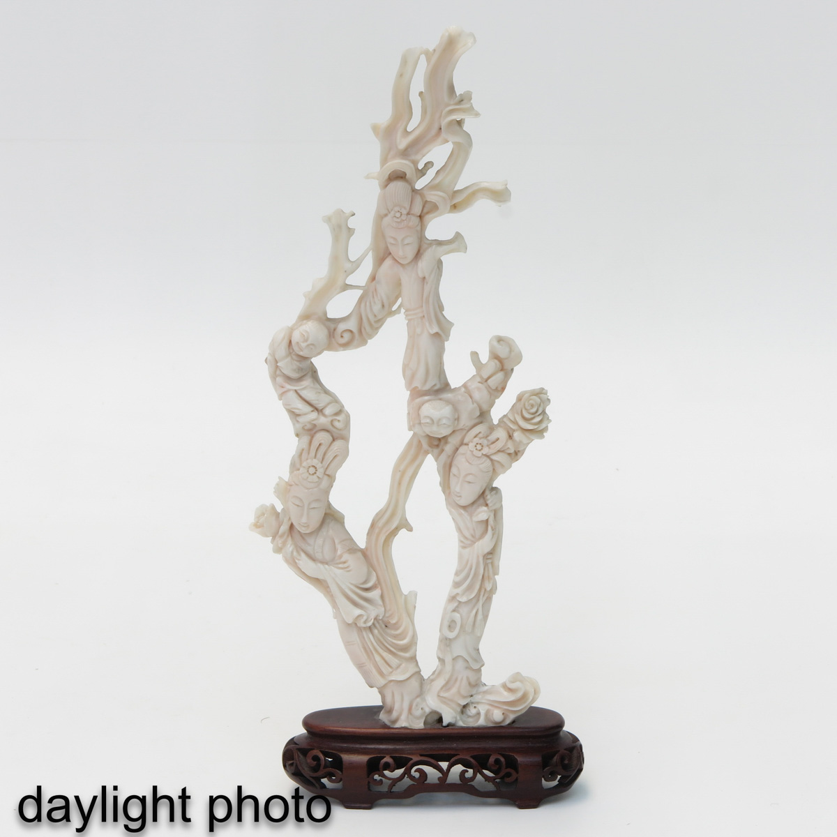 A White Coral Sculpture - Image 7 of 10