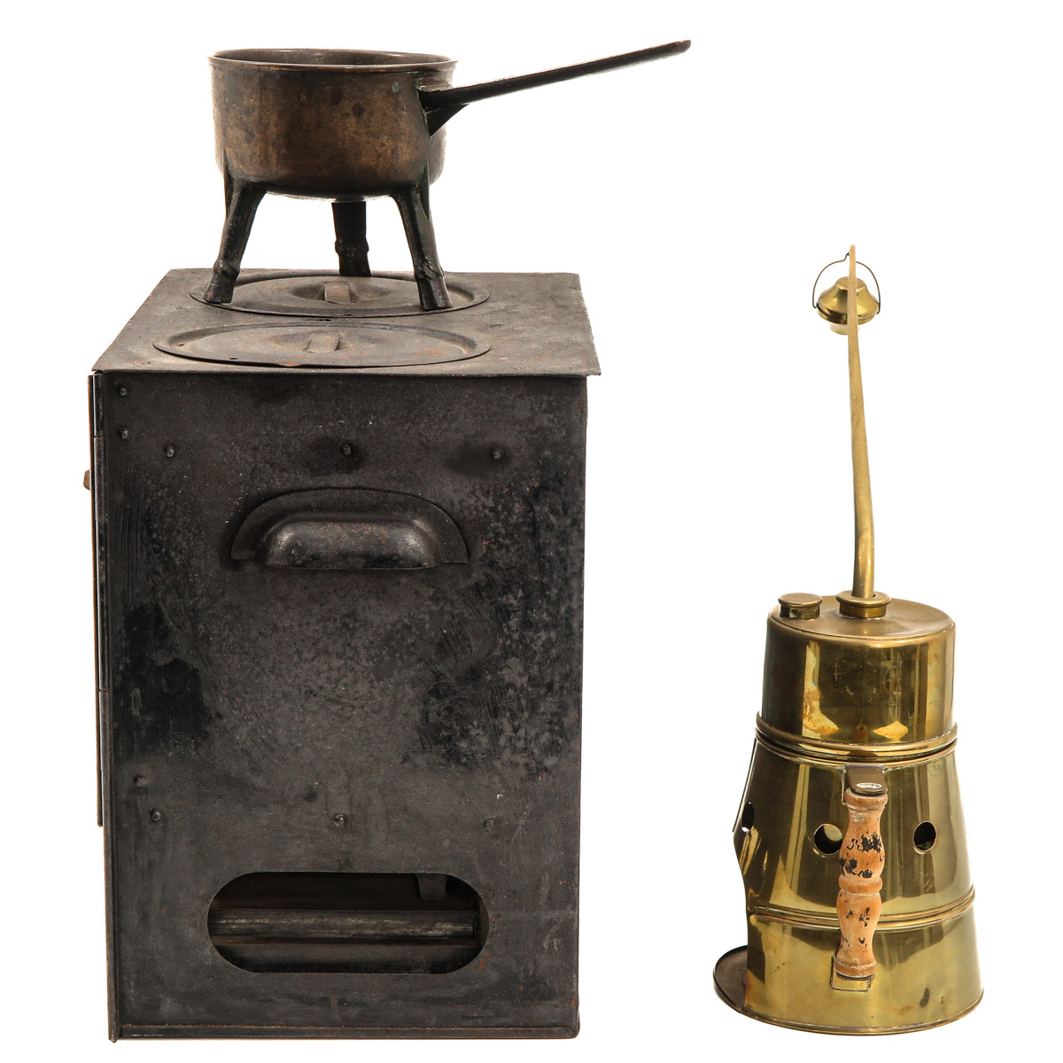 A Children's Toy Stove with Accessories - Image 2 of 9