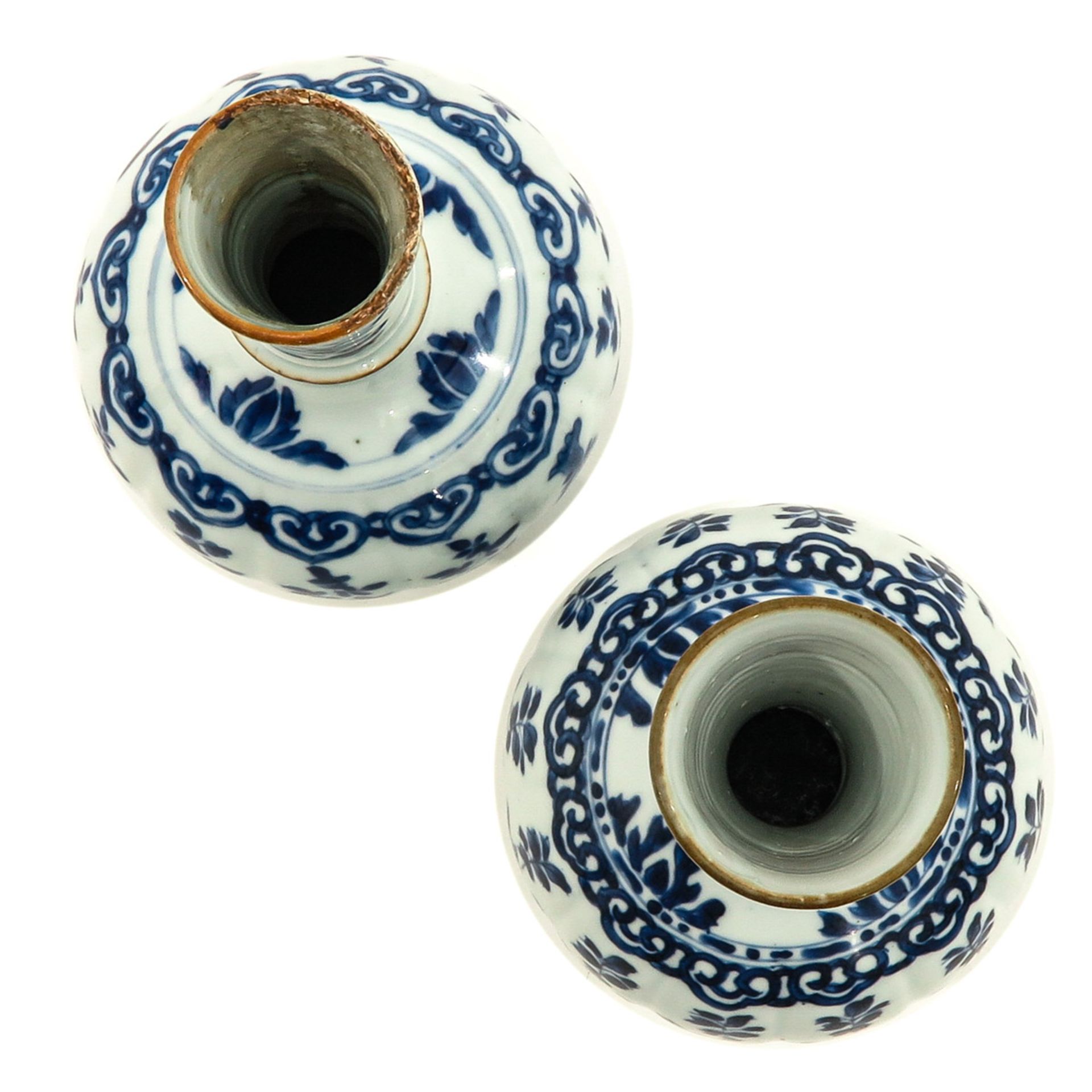 A Pair of Blue and White Vases - Bild 5 aus 10