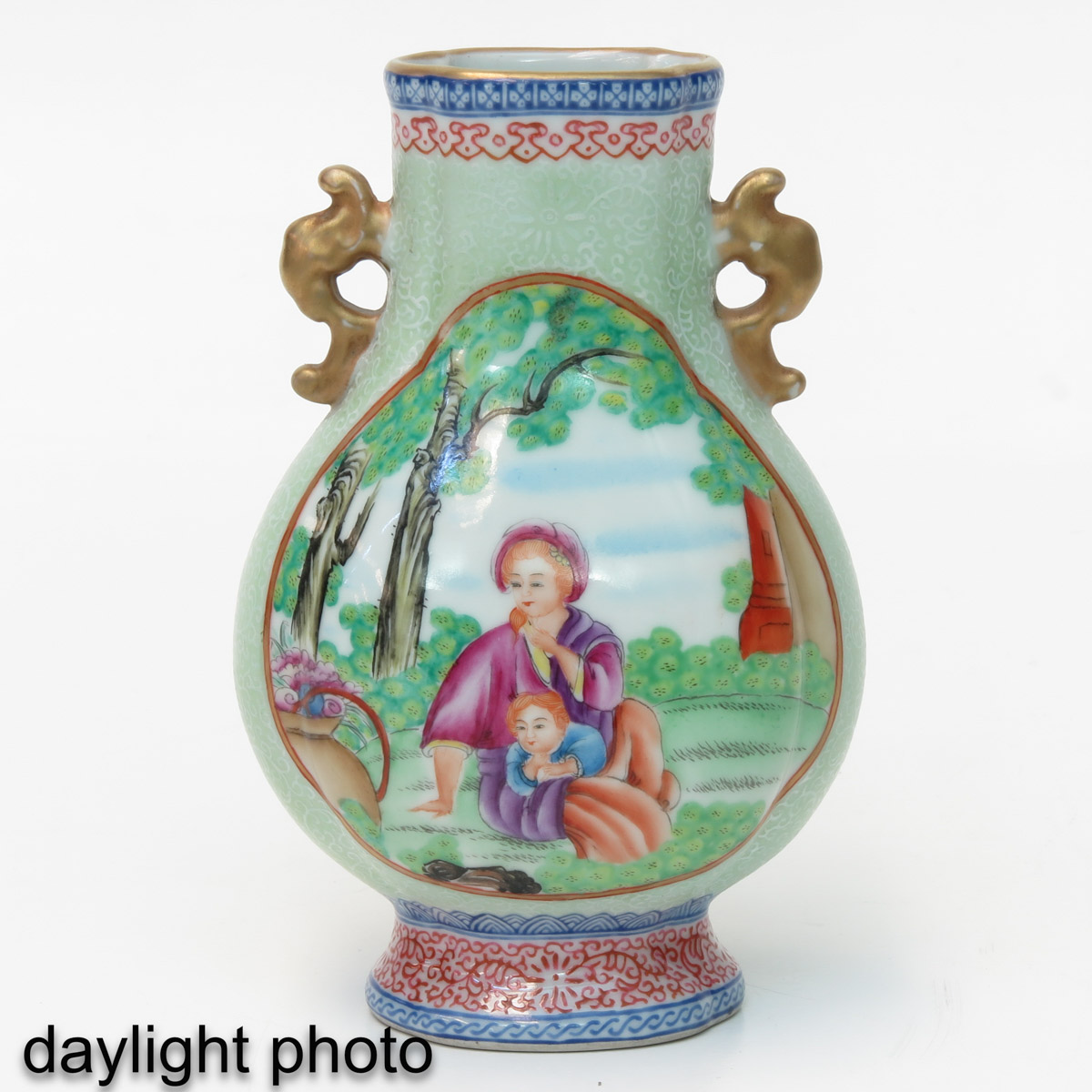 A Polychrome Decor Vase - Image 7 of 10