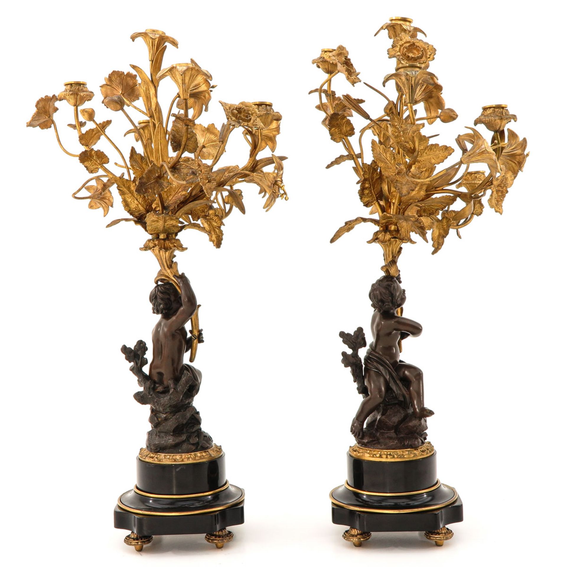 A 19th Century Pair of Candlesticks - Bild 4 aus 10