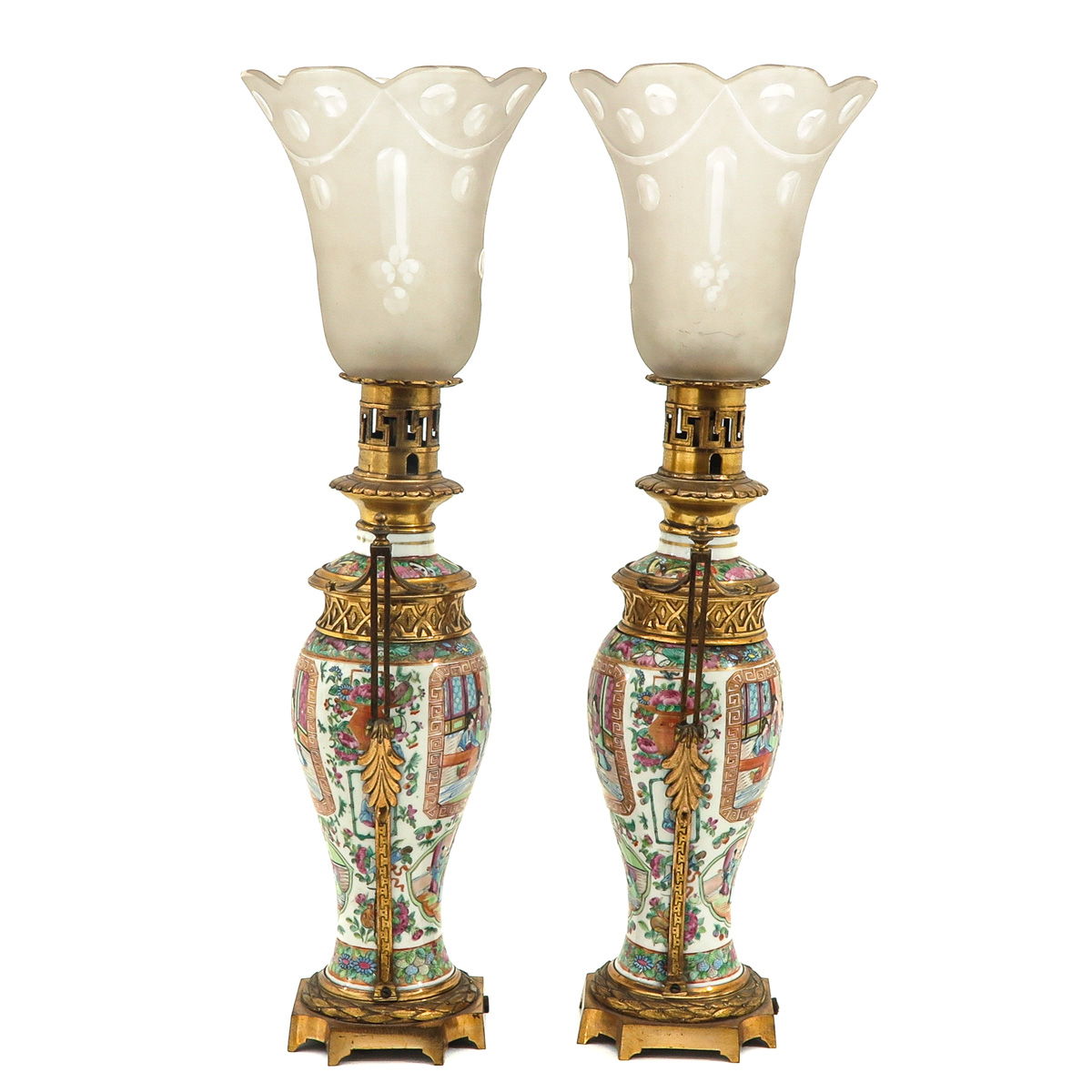 A Pair of Cantonese Lamps - Image 2 of 10