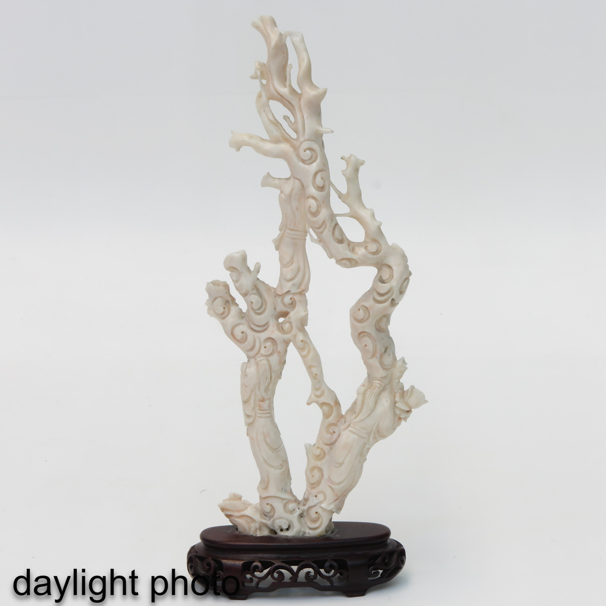 A White Coral Sculpture - Image 8 of 10