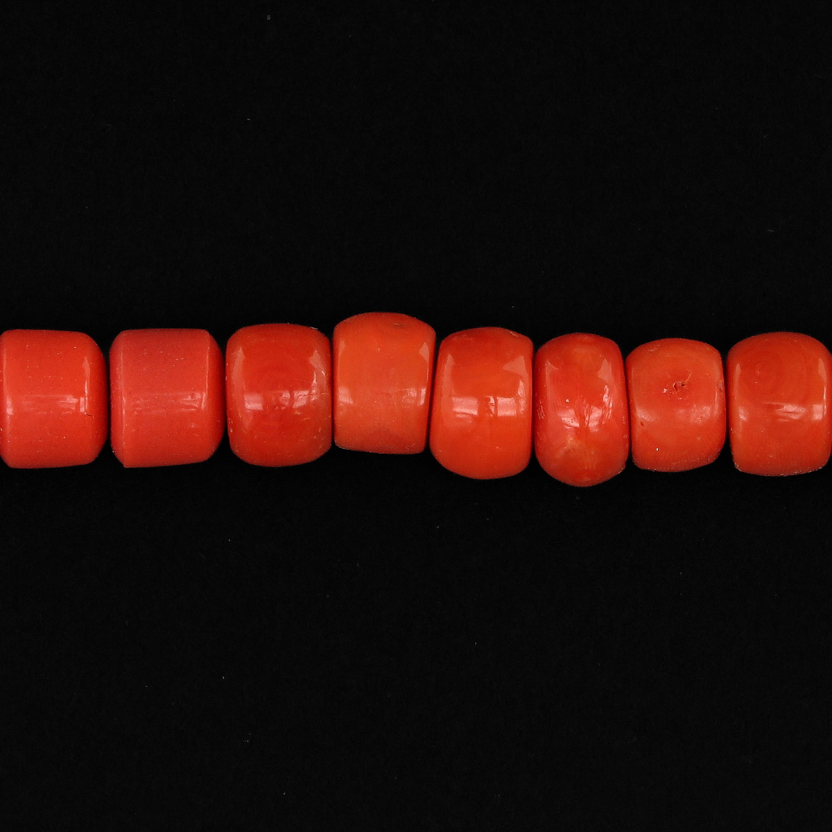 A Collection of 19th Century Red Coral - Image 9 of 10