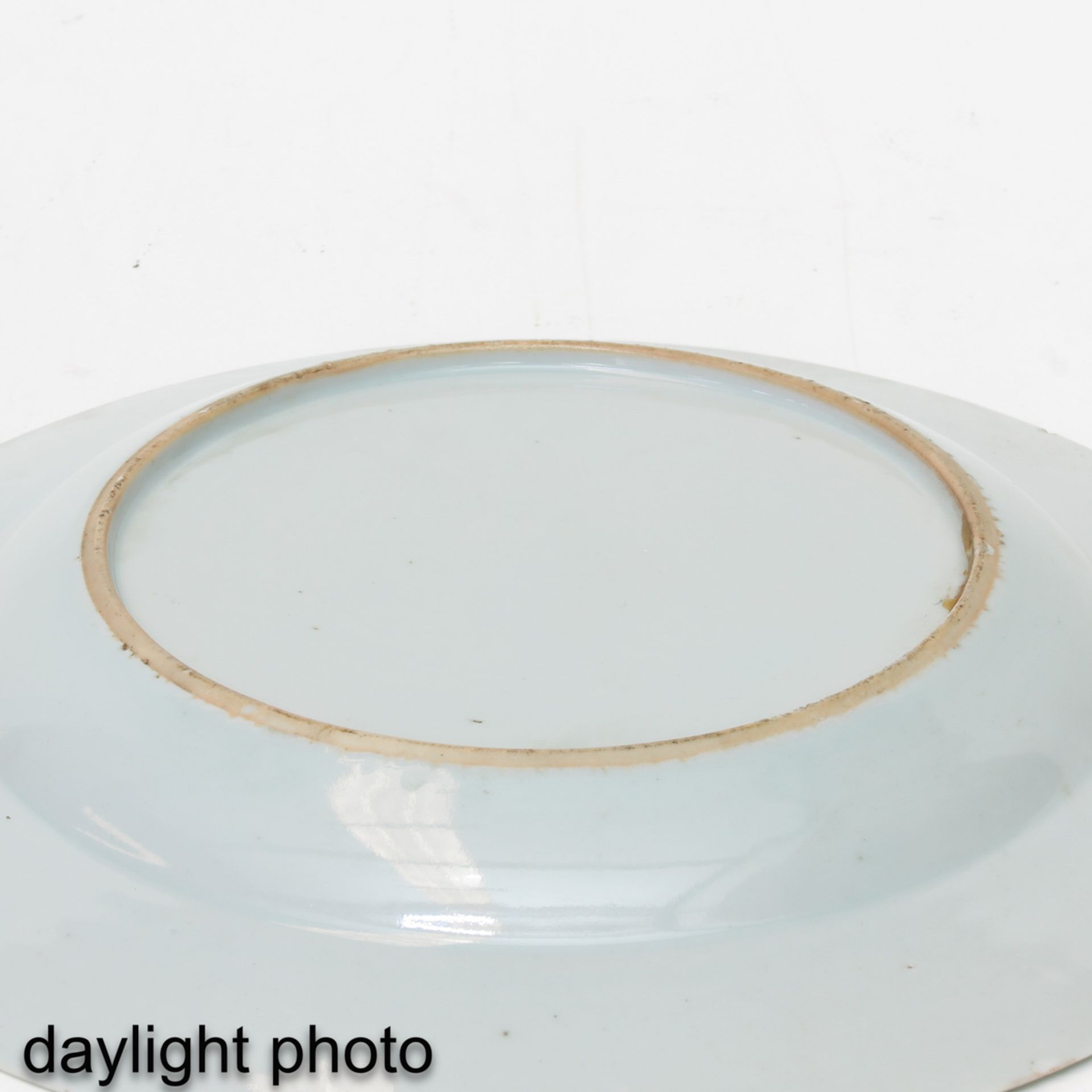 A Blue and Gilt Decor Plate - Bild 4 aus 5