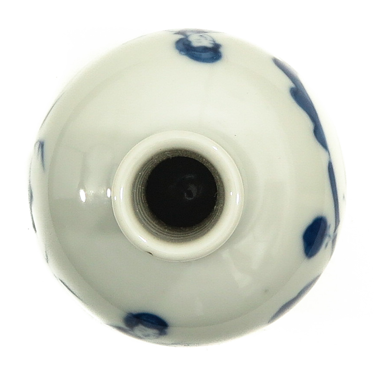 A Miniature Blue and White Vase - Image 5 of 10