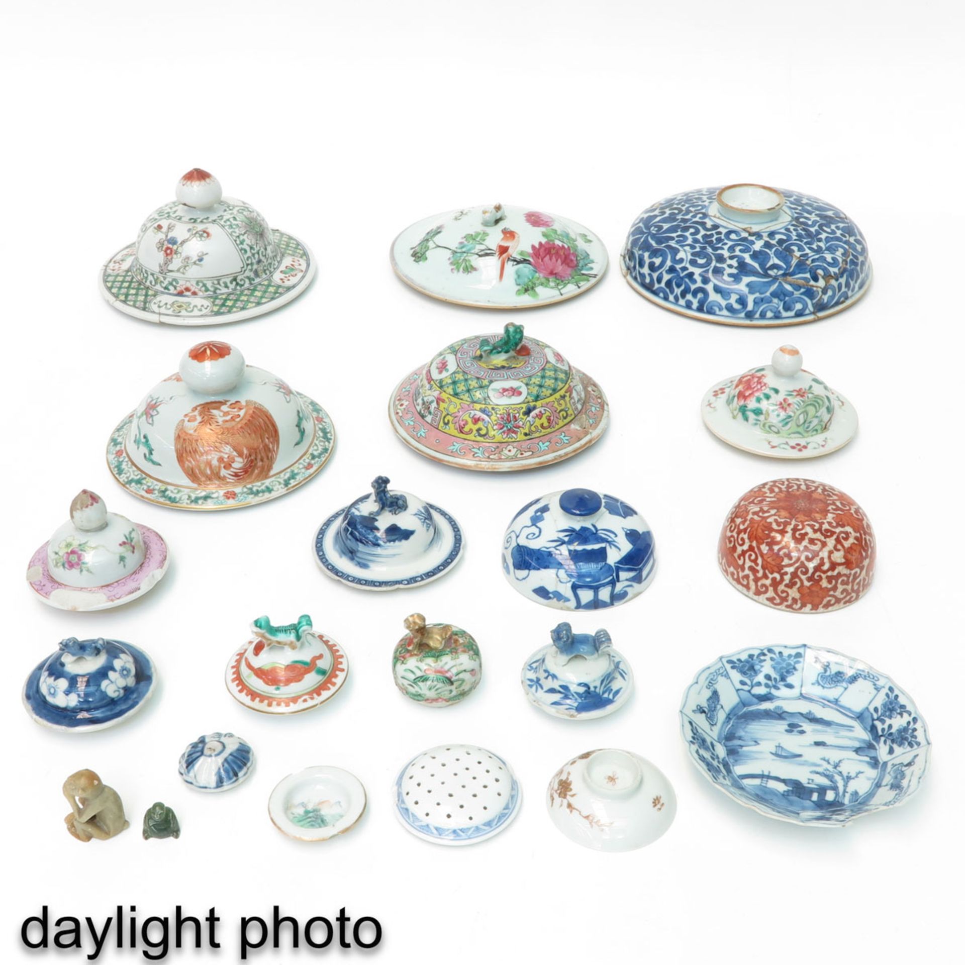 A Collection of Porcelain - Bild 3 aus 8