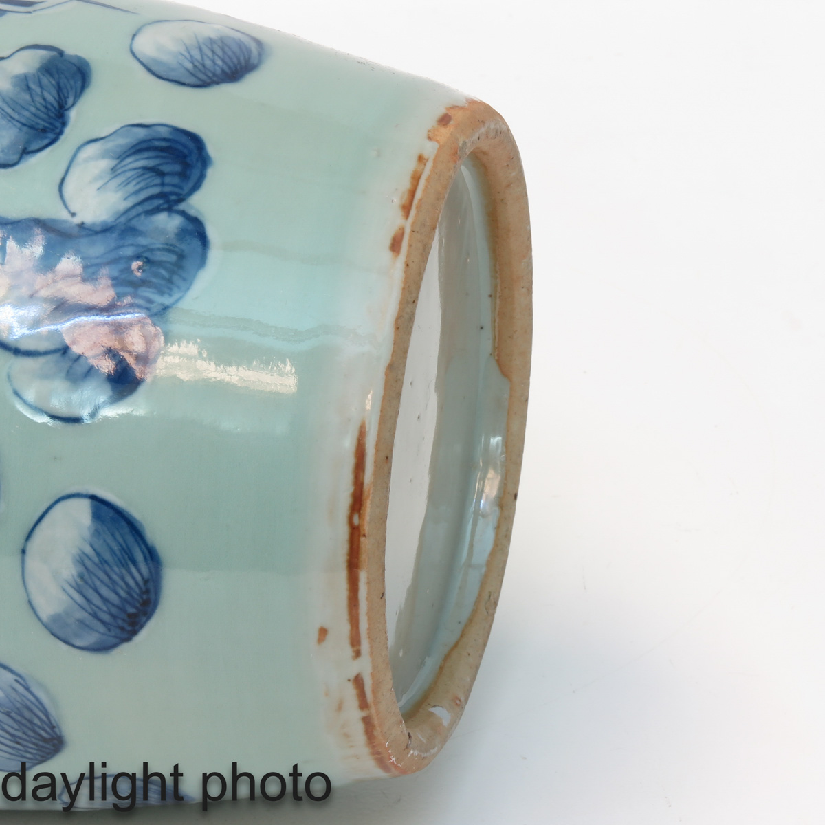 A Celadon and Blue Decor Vase - Image 8 of 9