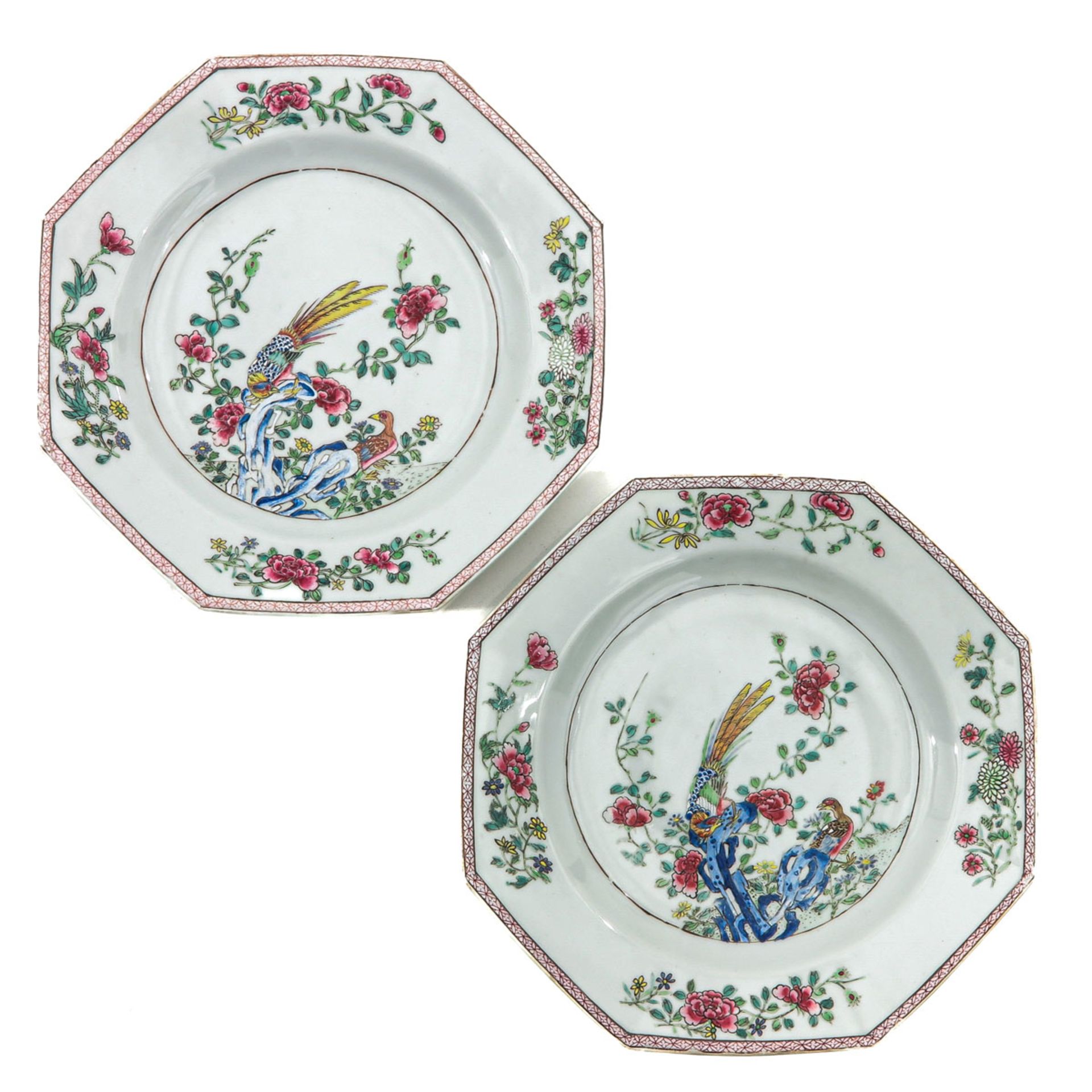 A Series of 4 Famille Rose Plates - Bild 5 aus 9