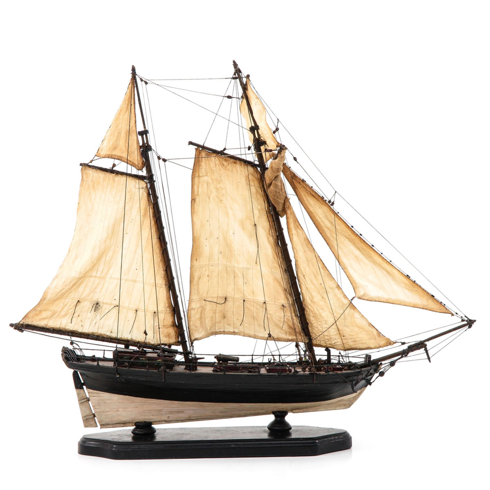 A 19th Century Model Ship - Bild 3 aus 10