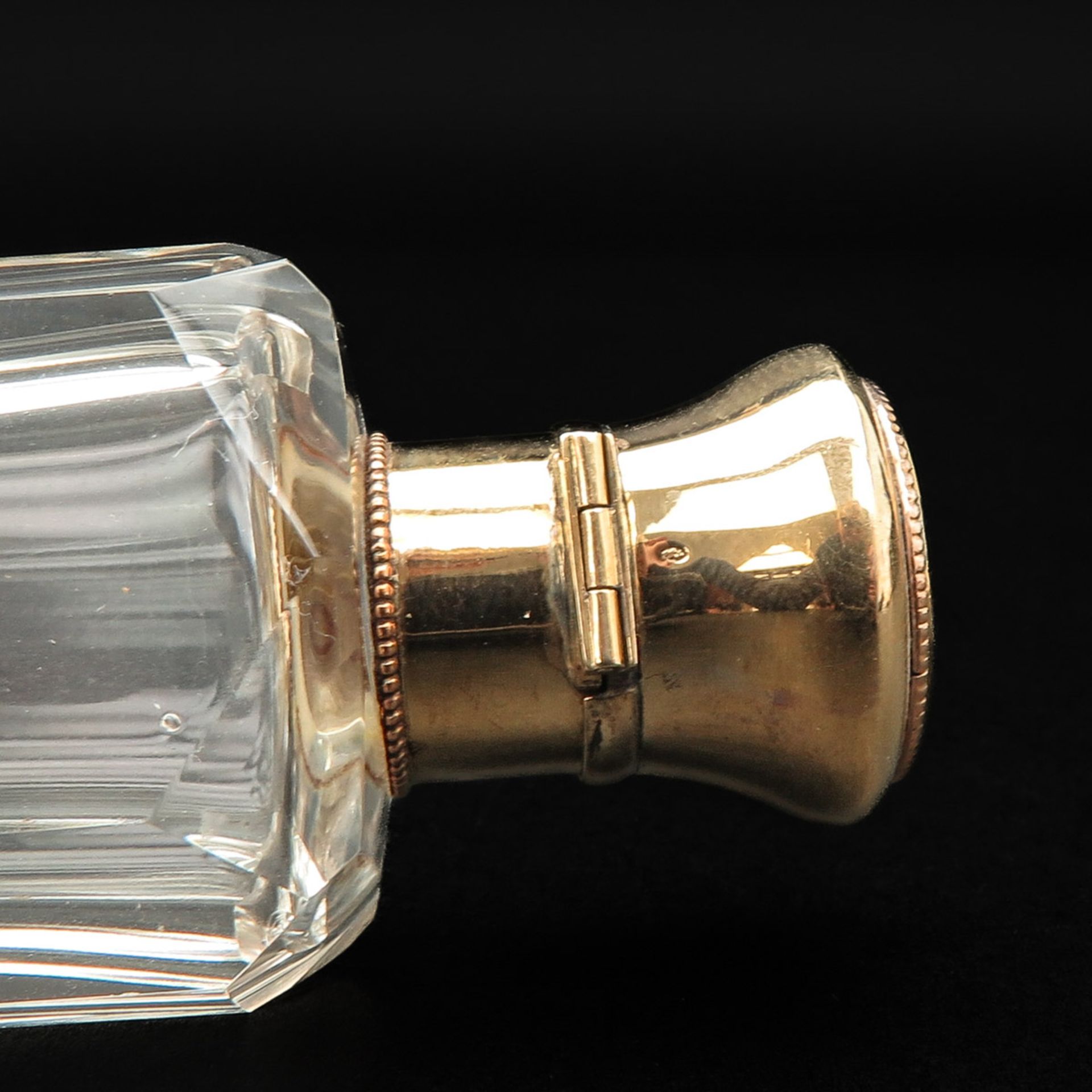 A Collection of 5 Perfume Bottles - Image 8 of 9