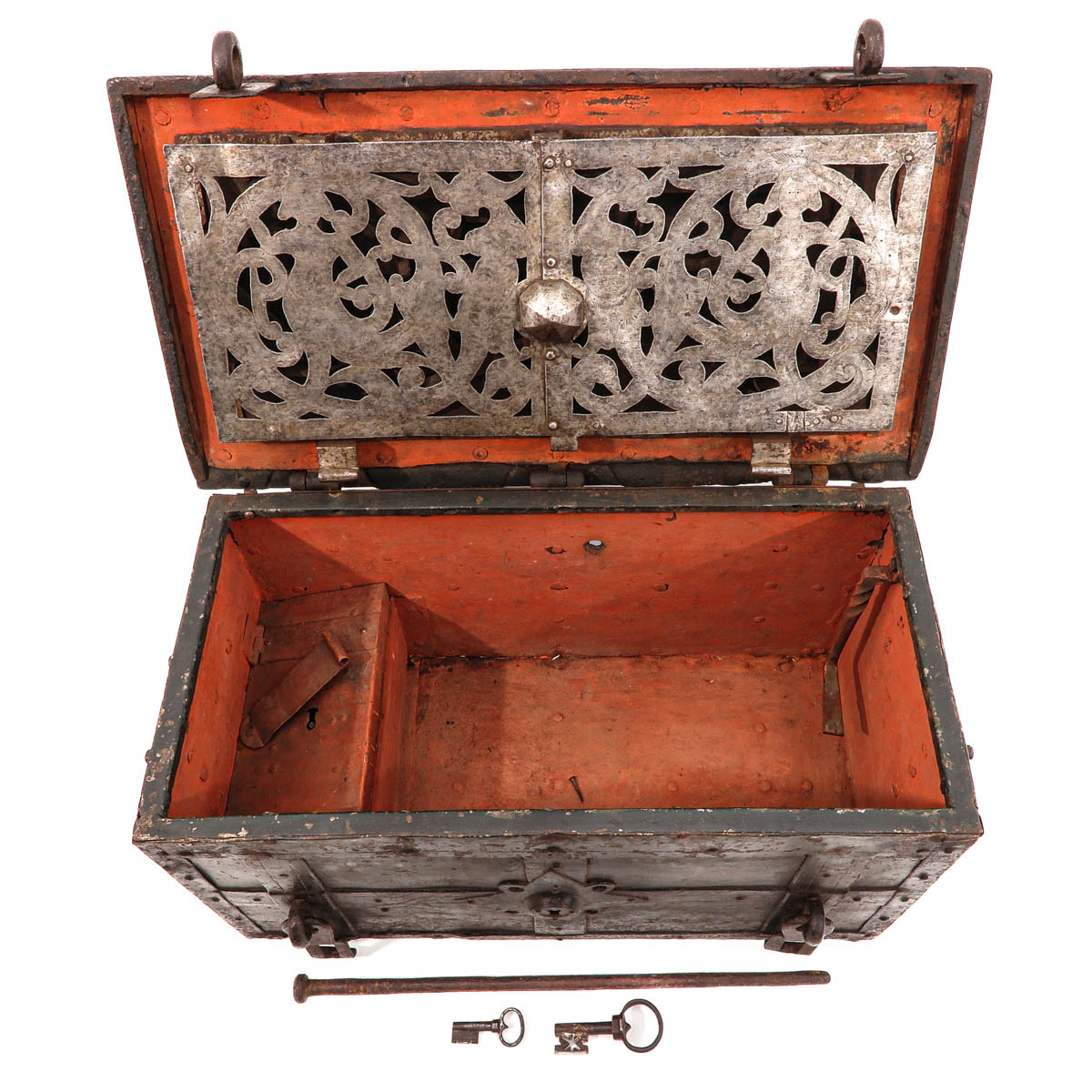 A Wrought Iron Treasure Box - Image 6 of 10