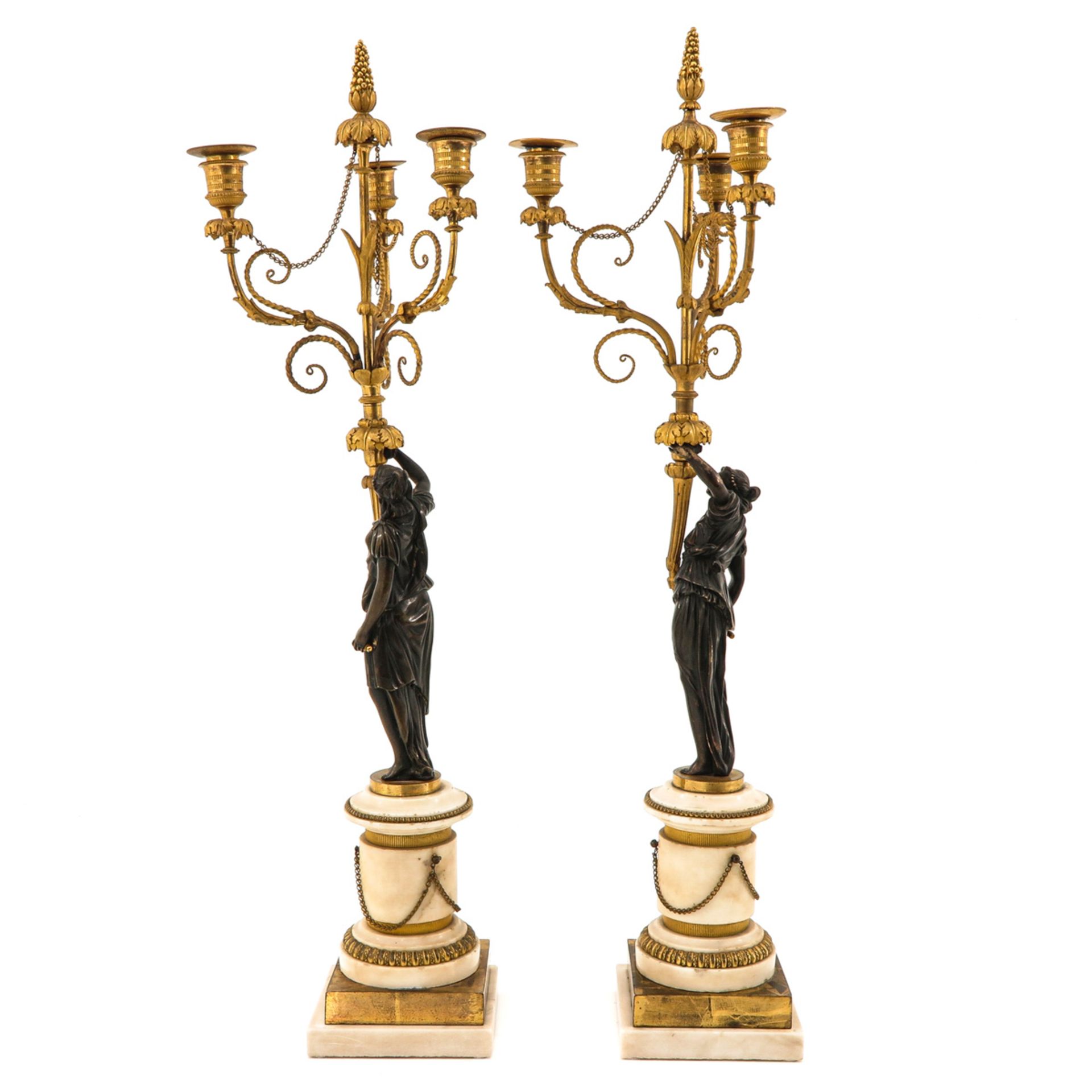 A Pair of Candlesticks - Bild 3 aus 10