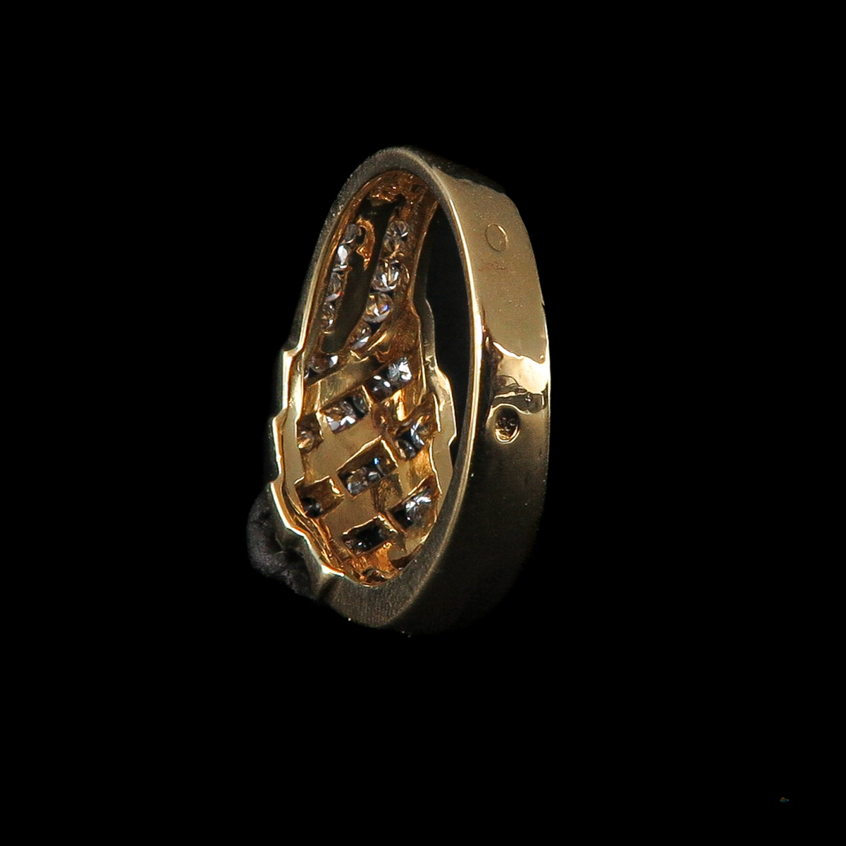 A Ladies Diamond Ring - Image 4 of 6