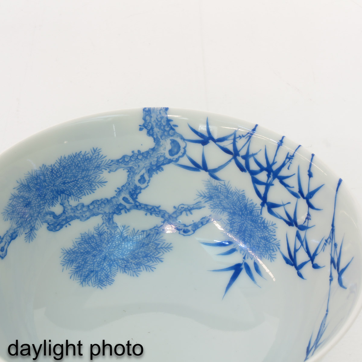 A Blue and White Bowl - Image 10 of 10